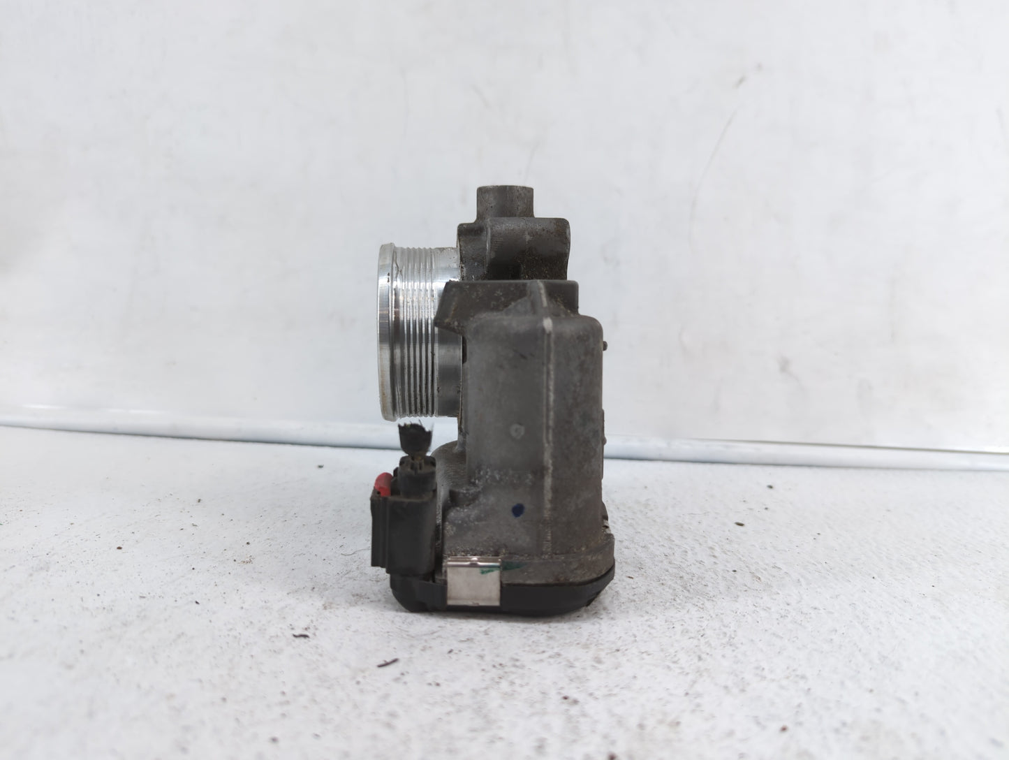 2017-2019 Ford Escape Throttle Body P/N:0 280 750 566 DS7E-9F991-BB Fits Fits 2014 2015 2016 2017 2018 2019 OEM Used Auto Pa