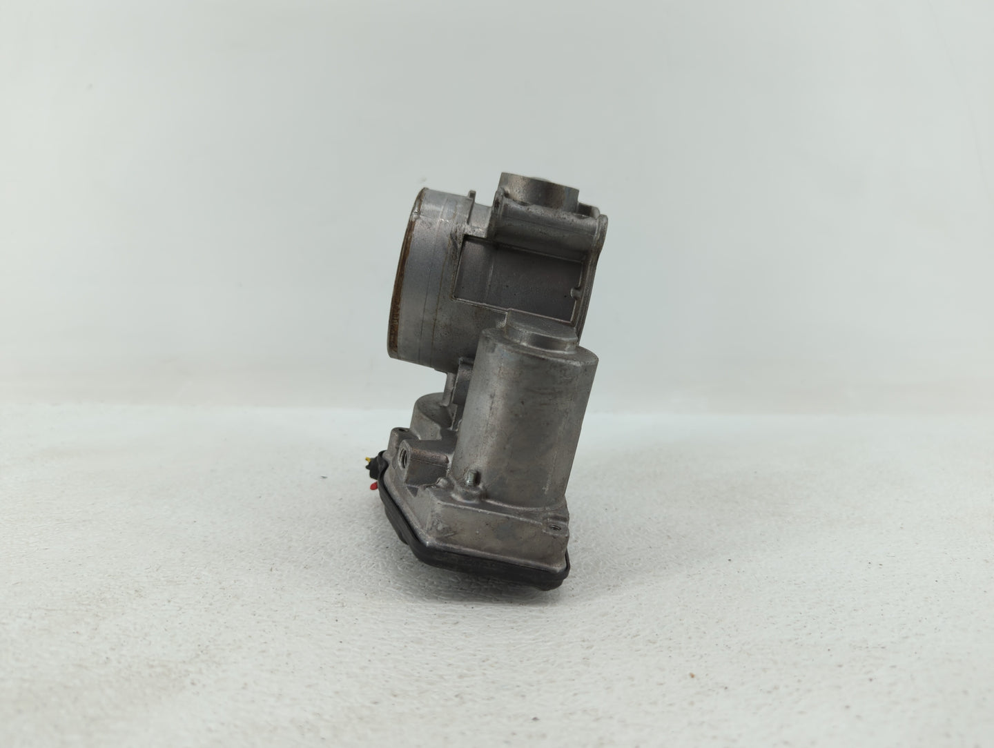 2013-2019 Ford Escape Throttle Body P/N:DS7E-9F991-AK DS7E-9F991-AD Fits Fits 2013 2014 2015 2016 2017 2018 2019 2020 OEM Us