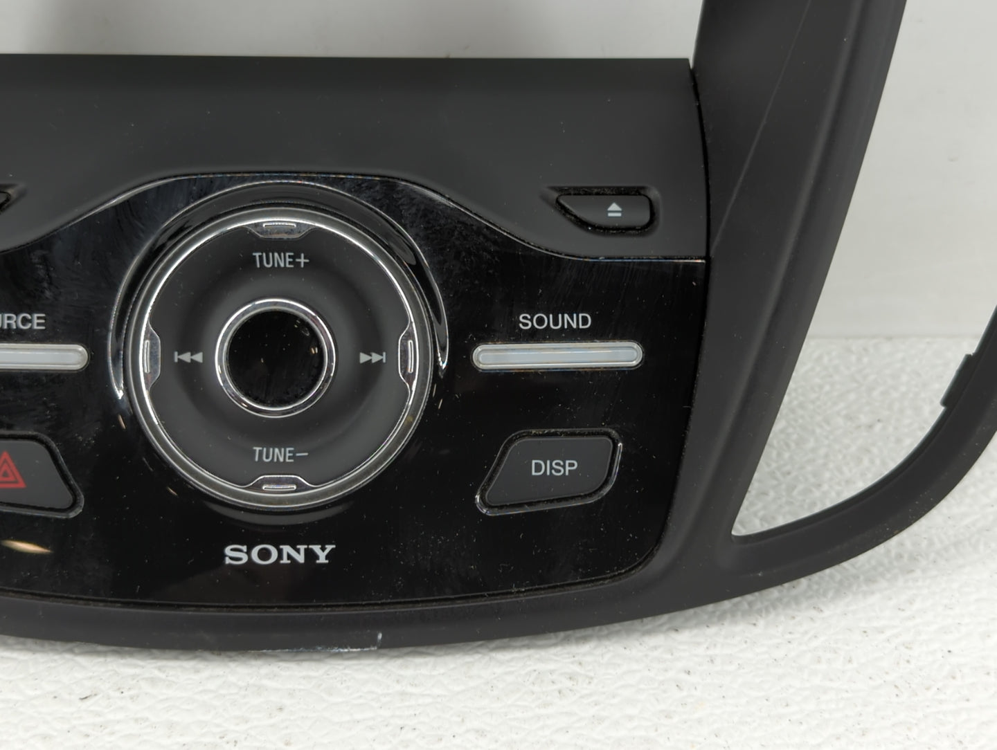 2017-2019 Ford Escape Am Fm Cd Player Radio Receiver - Oemusedautoparts1.com