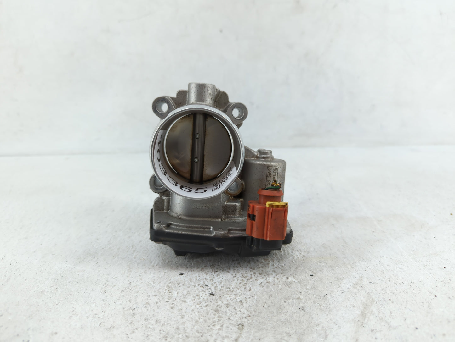 2017-2019 Ford Escape Throttle Body P/N:DS7G-9F991-BB DS7G-9F991-CA Fits Fits 2014 2015 2016 2017 2018 2019 OEM Used Auto Pa
