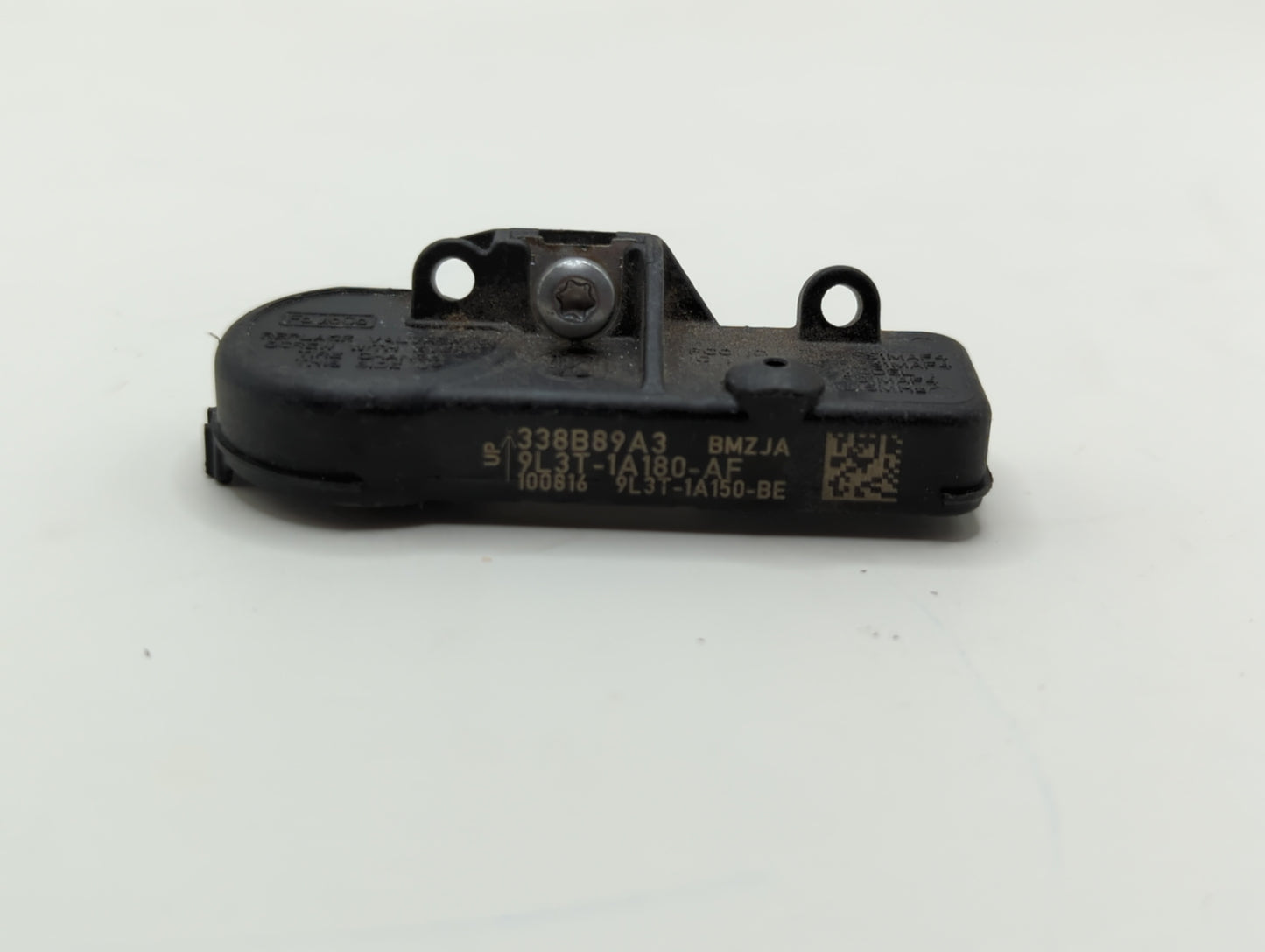 2017 Ford Escape Tire Pressure Monitoring System Sensor Tpms - Oemusedautoparts1.com