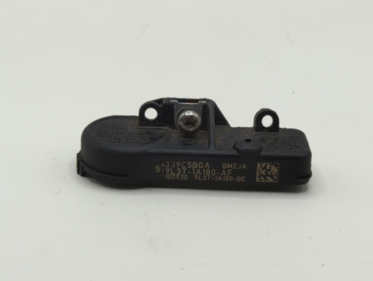 2017 Ford Escape Tire Pressure Monitoring System Sensor Tpms - Oemusedautoparts1.com