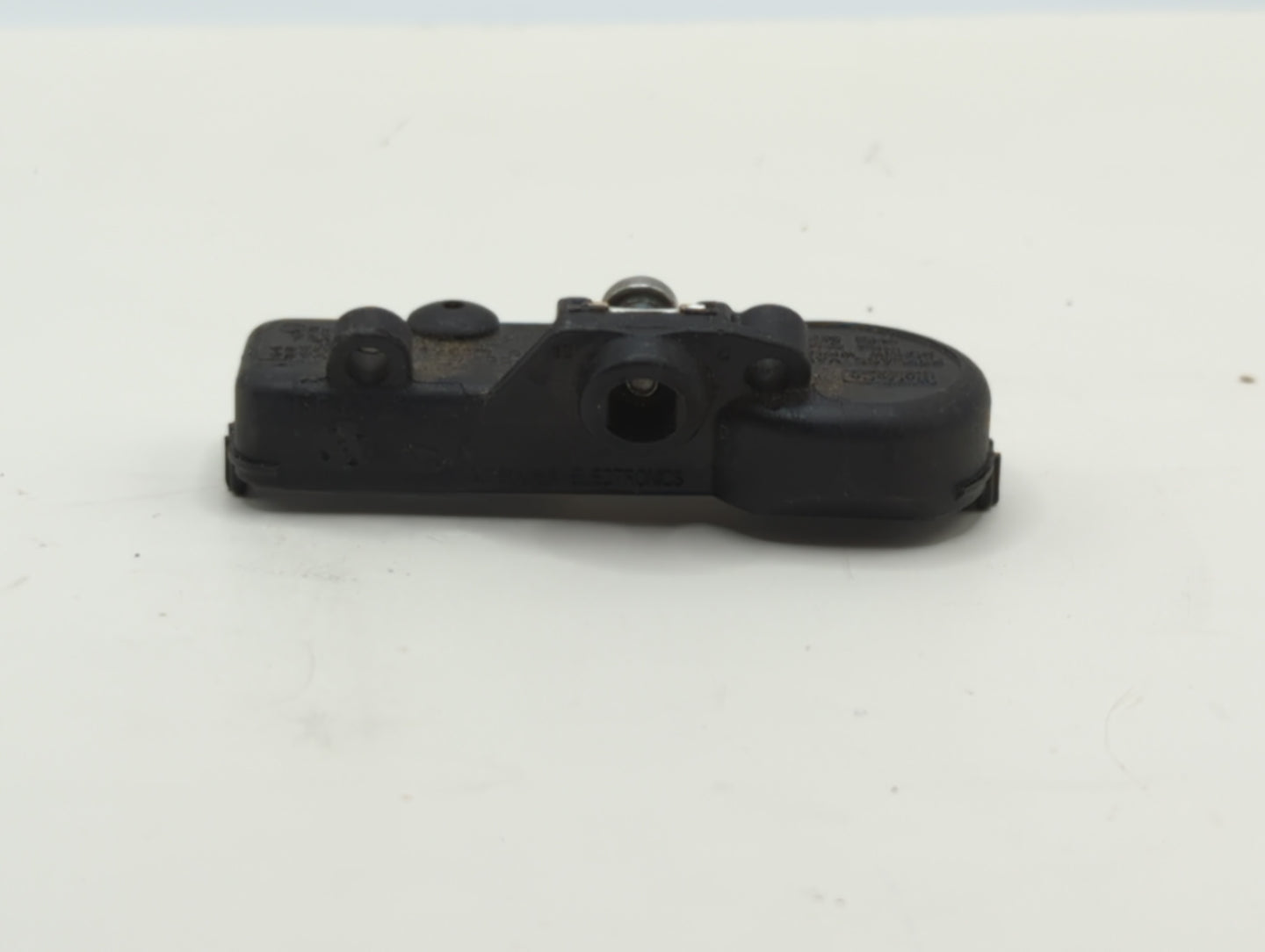 2017 Ford Escape Tire Pressure Monitoring System Sensor Tpms - Oemusedautoparts1.com