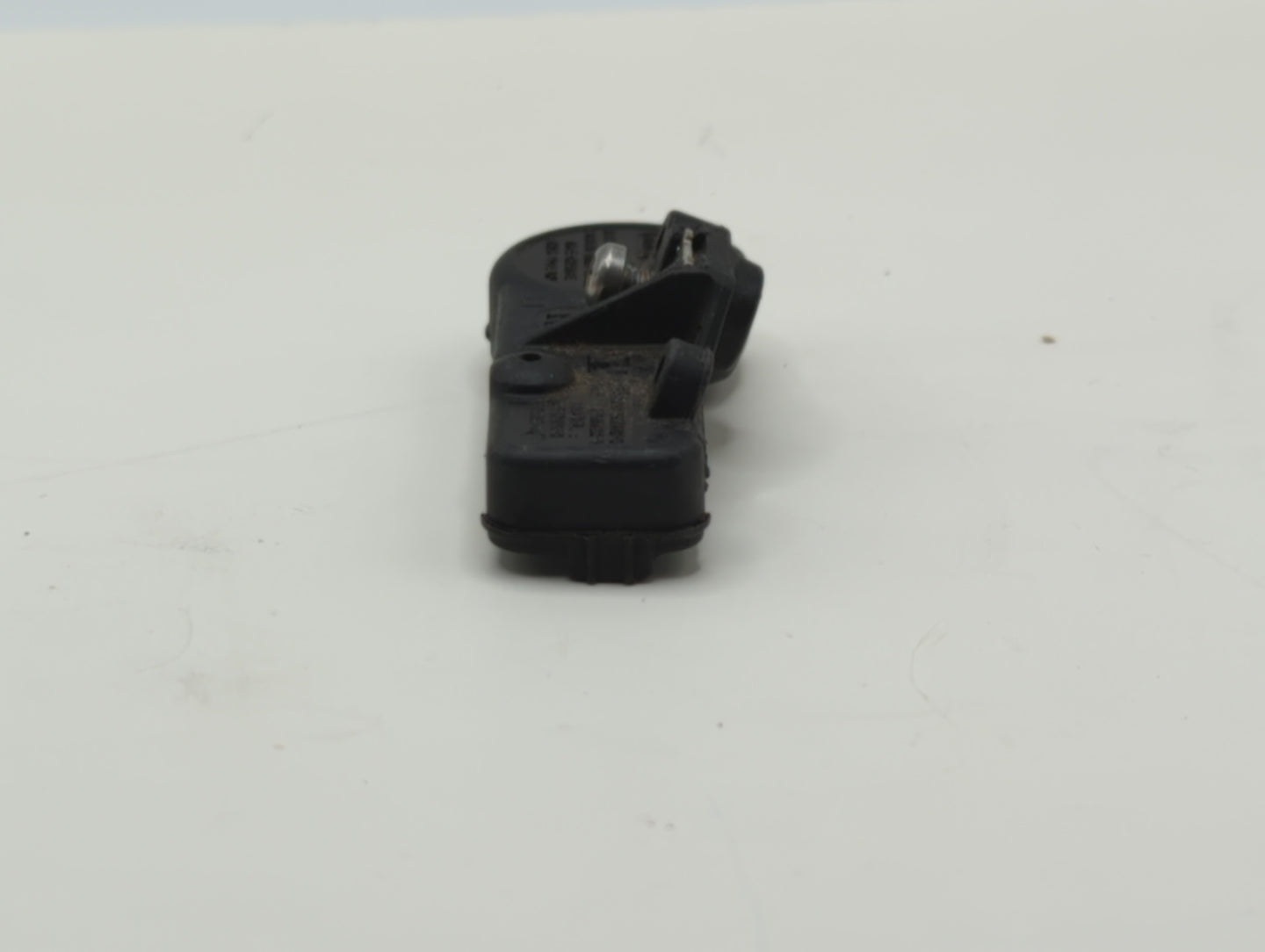 2017 Ford Escape Tire Pressure Monitoring System Sensor Tpms - Oemusedautoparts1.com