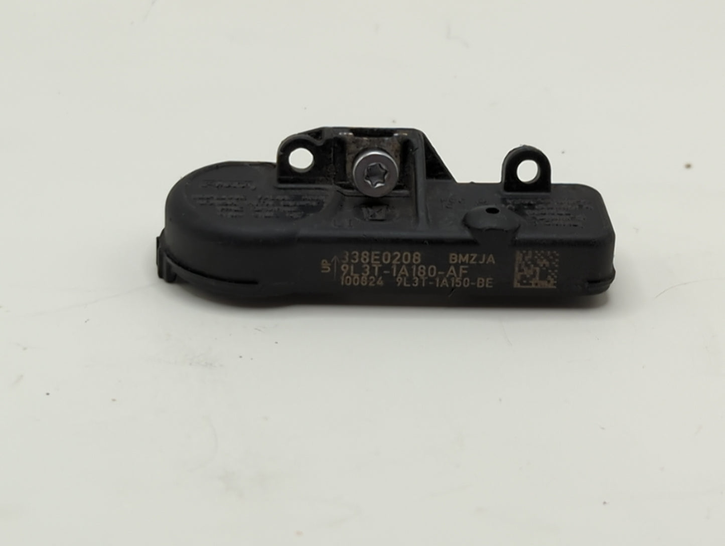 2017 Ford Escape Tire Pressure Monitoring System Sensor Tpms - Oemusedautoparts1.com