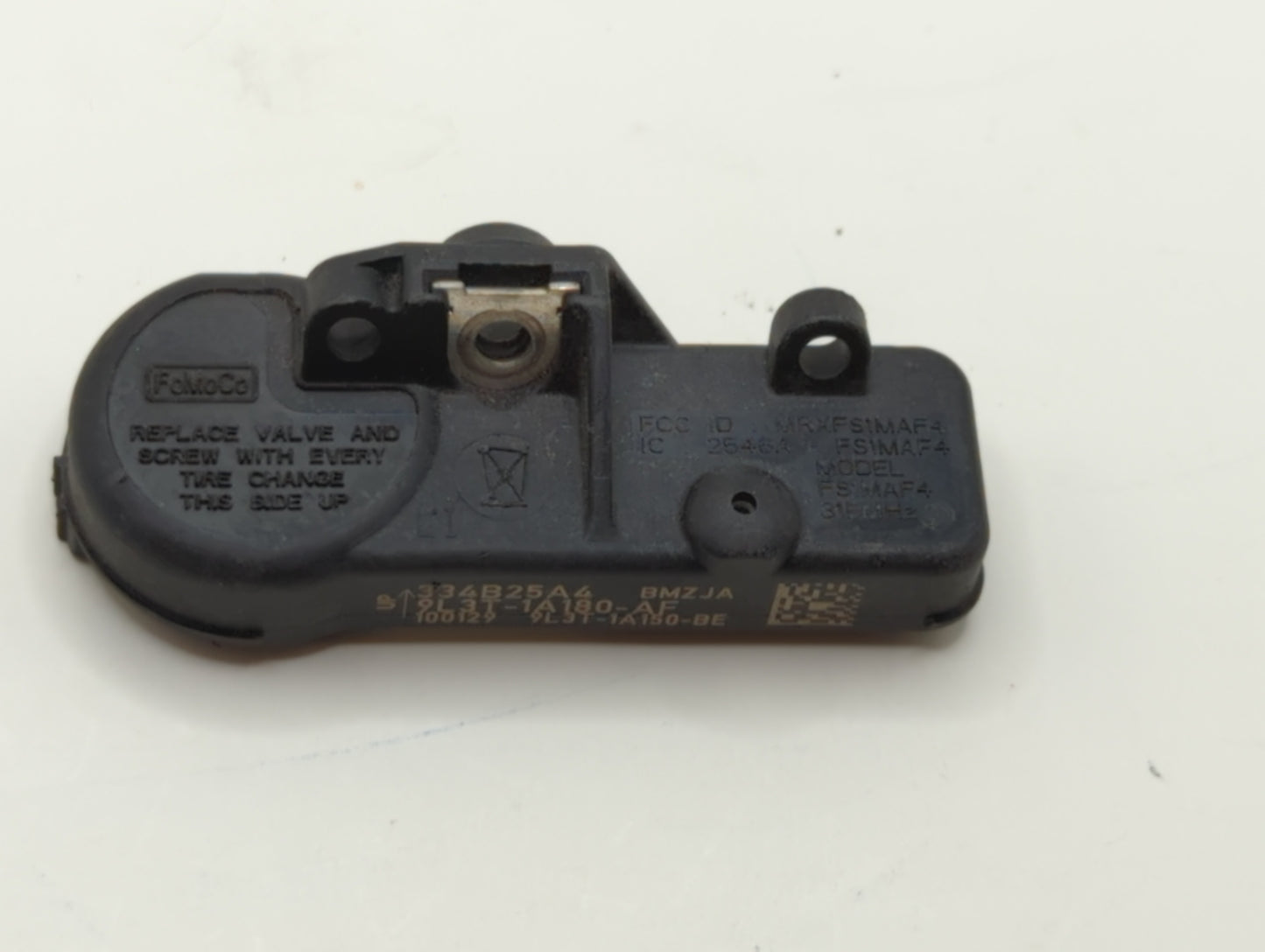 2017 Ford Escape Tire Pressure Monitoring System Sensor Tpms - Oemusedautoparts1.com