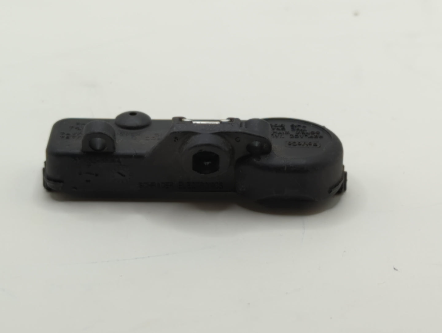 2017 Ford Escape Tire Pressure Monitoring System Sensor Tpms - Oemusedautoparts1.com