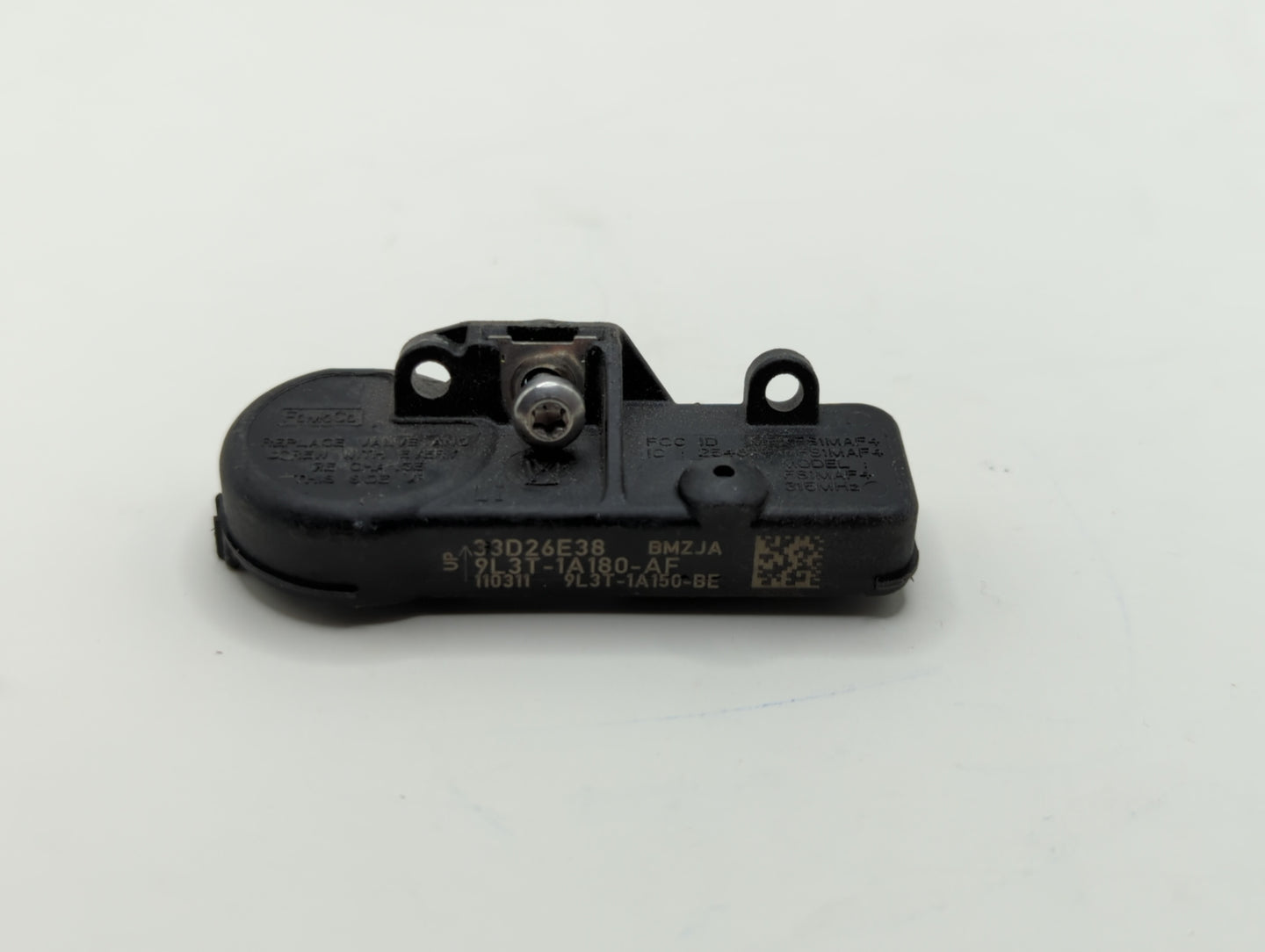 2017 Ford Escape Tire Pressure Monitoring System Sensor Tpms 411181 - Oemusedautoparts1.com