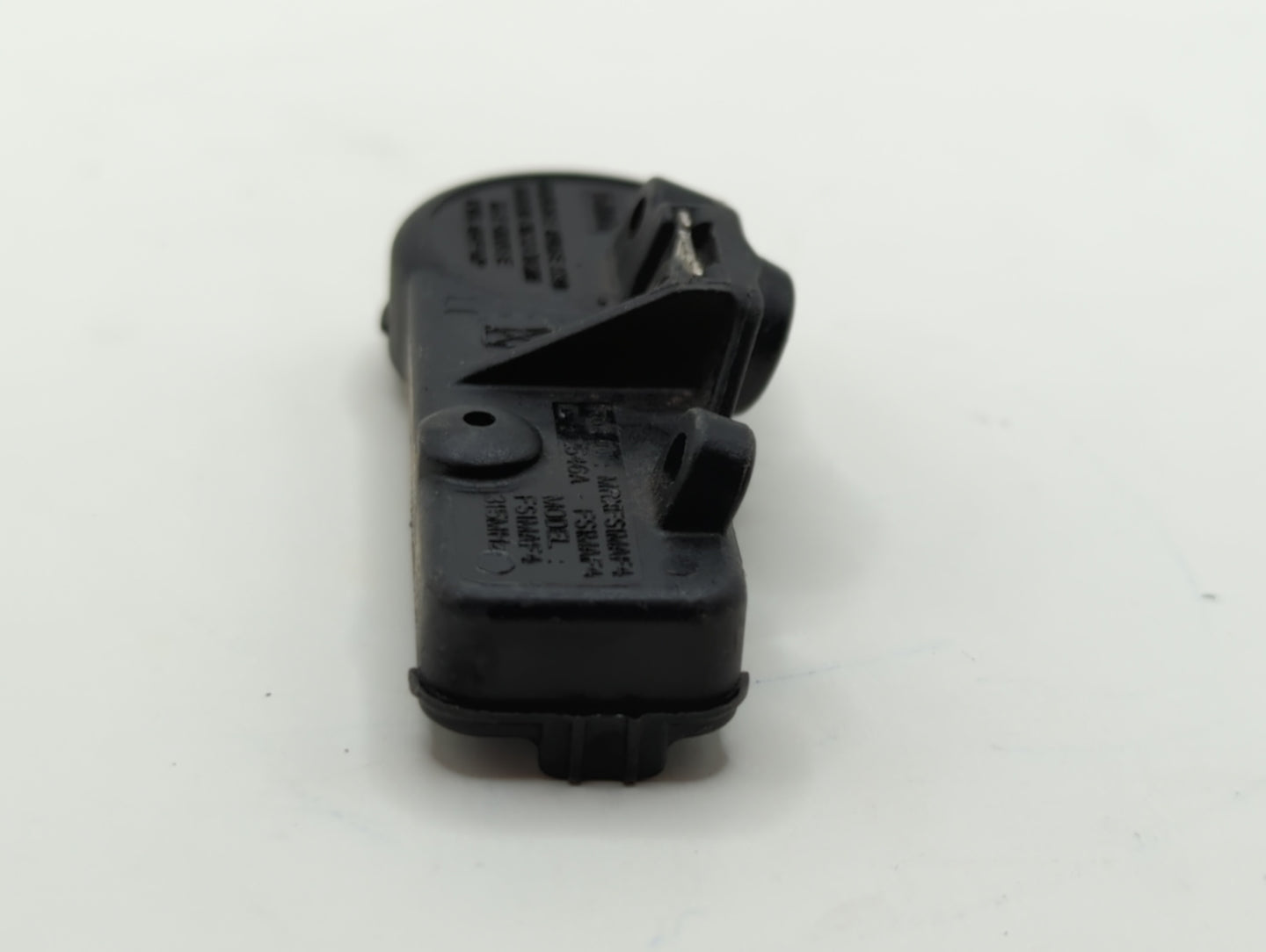 2017 Ford Escape Tire Pressure Monitoring System Sensor Tpms - Oemusedautoparts1.com