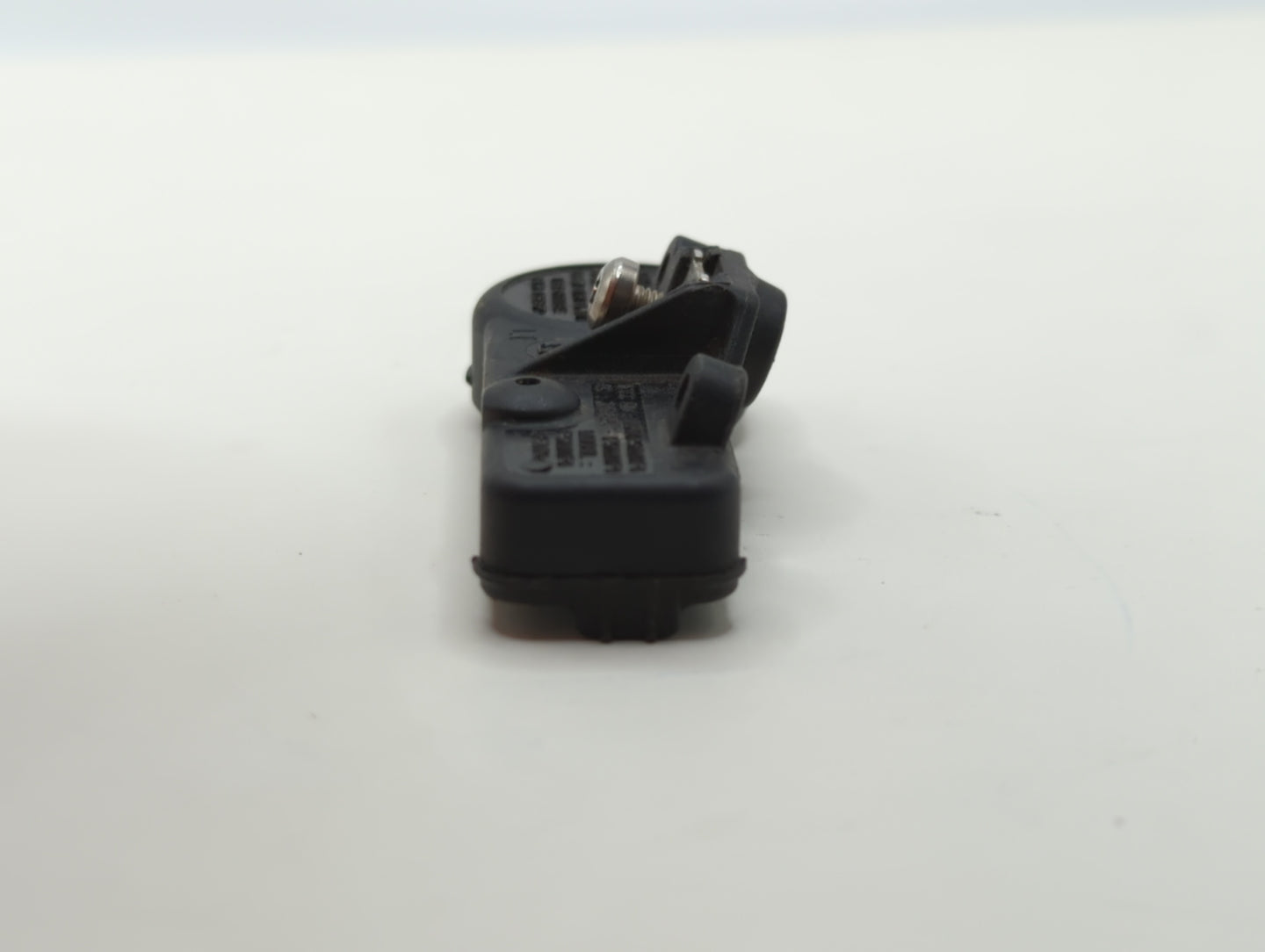 2017 Ford Escape Tire Pressure Monitoring System Sensor Tpms - Oemusedautoparts1.com