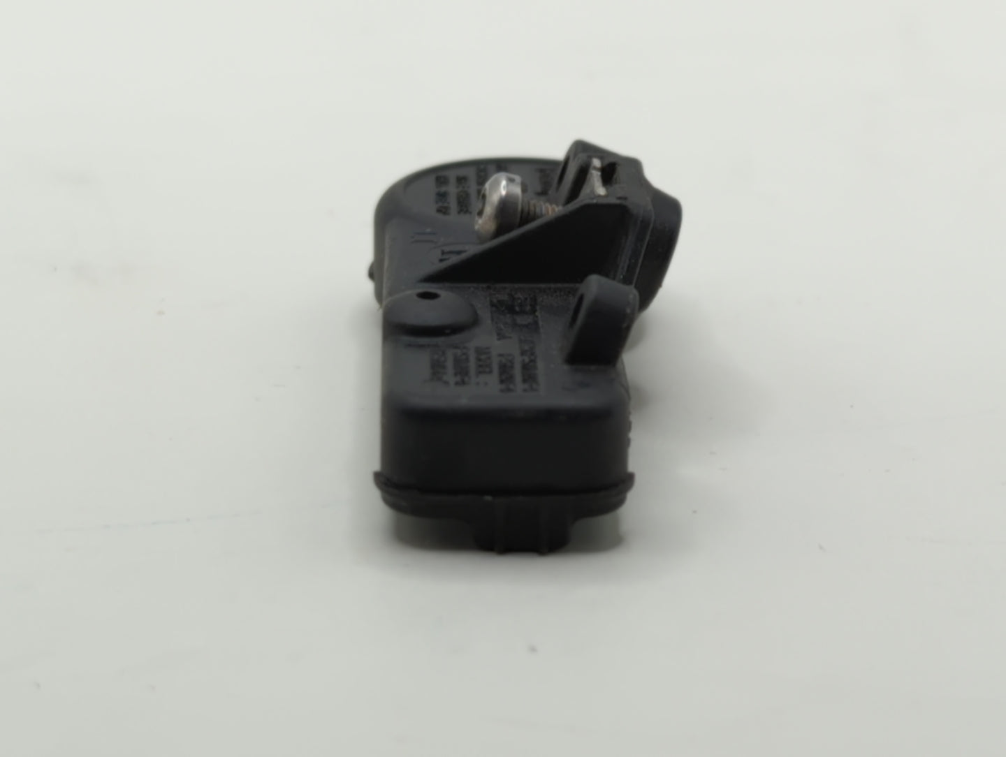 2017 Ford Escape Tire Pressure Monitoring System Sensor Tpms - Oemusedautoparts1.com