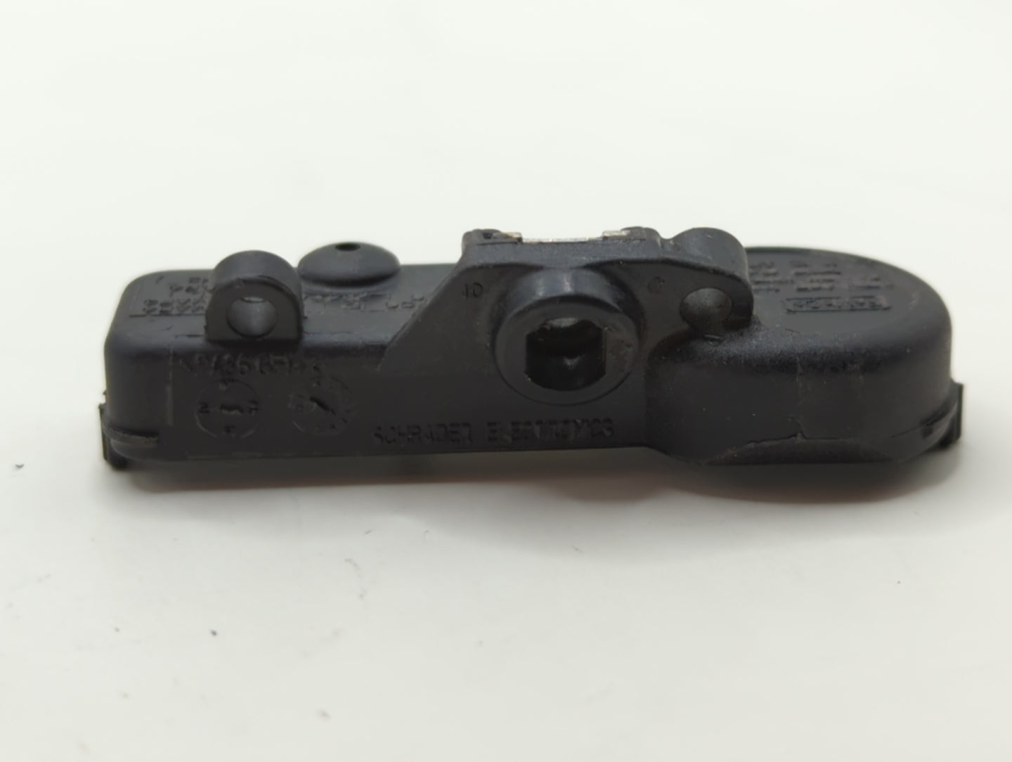 2017 Ford Escape Tire Pressure Monitoring System Sensor Tpms - Oemusedautoparts1.com