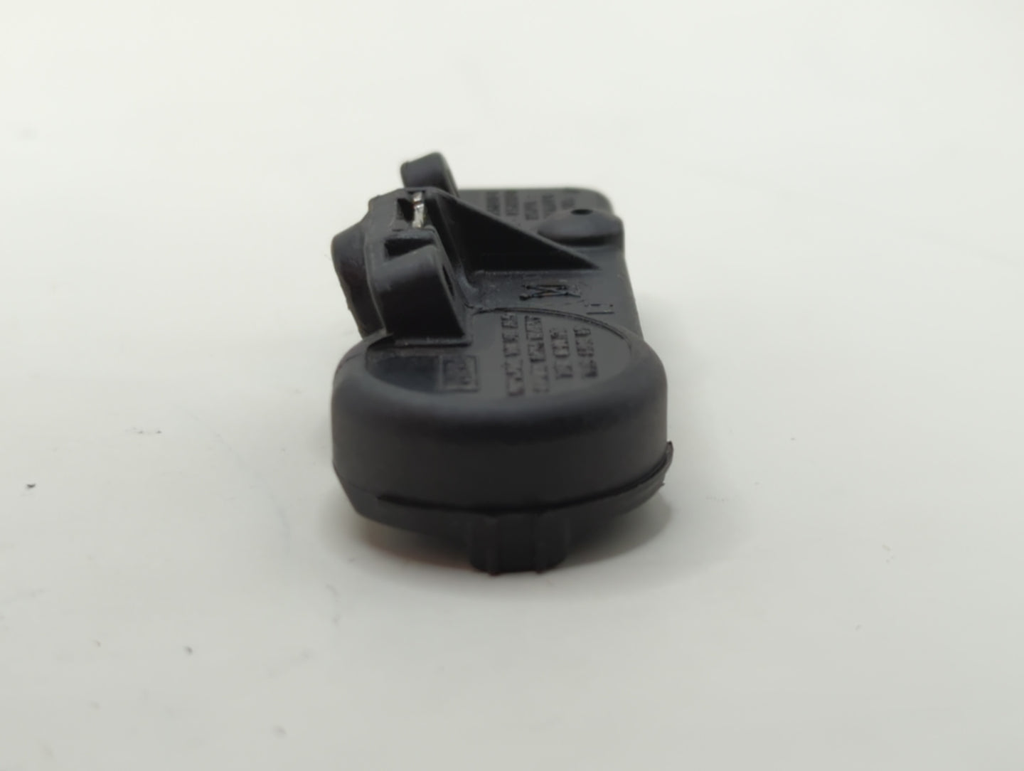 2017 Ford Escape Tire Pressure Monitoring System Sensor Tpms - Oemusedautoparts1.com