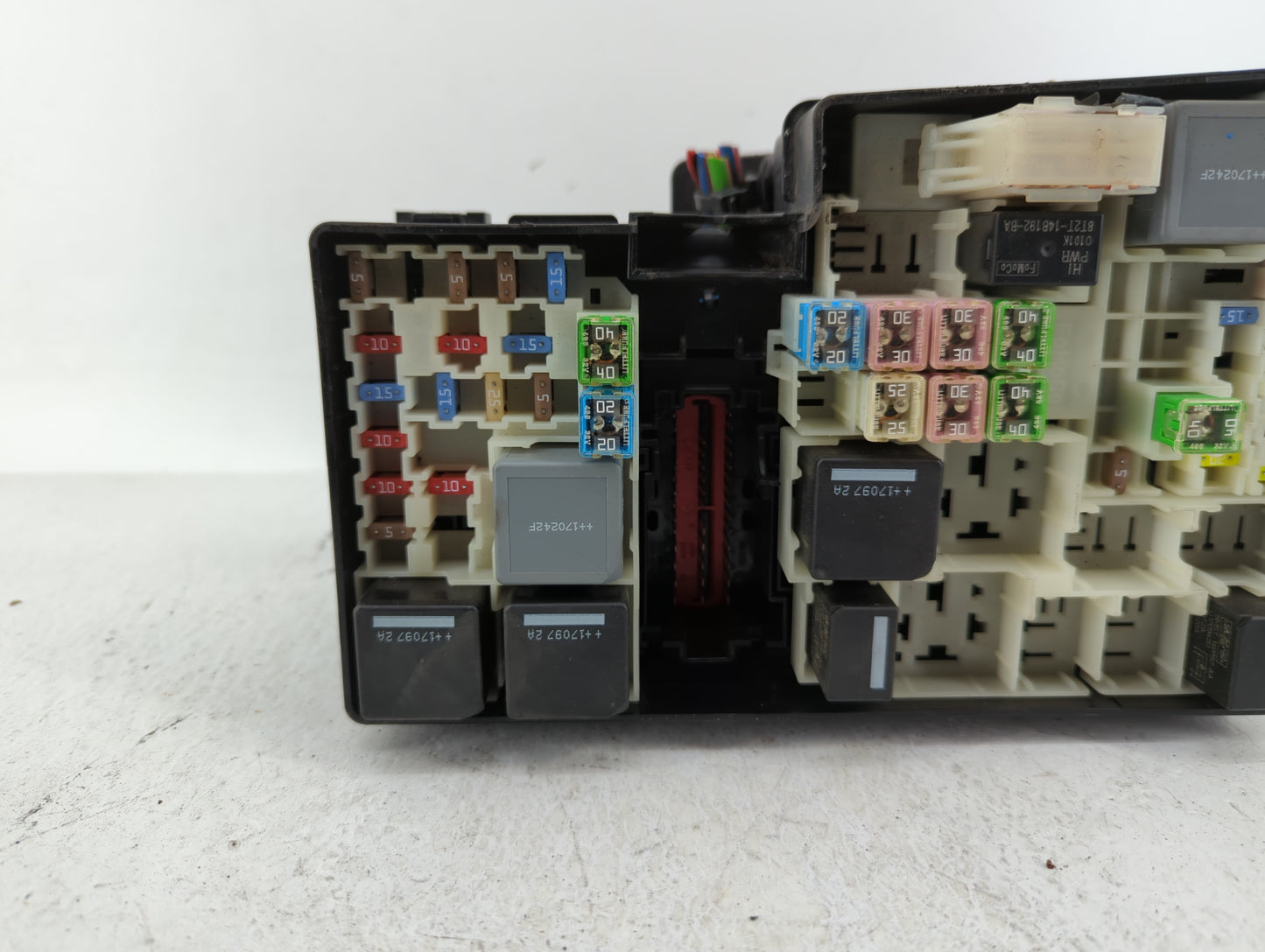 2013-2016 Ford Escape Fusebox Fuse Box Panel Relay Module P/N:AV6T-14A142-AB AV6T-14A067-AD Fits Fits 2013 2014 2015 2016 OE