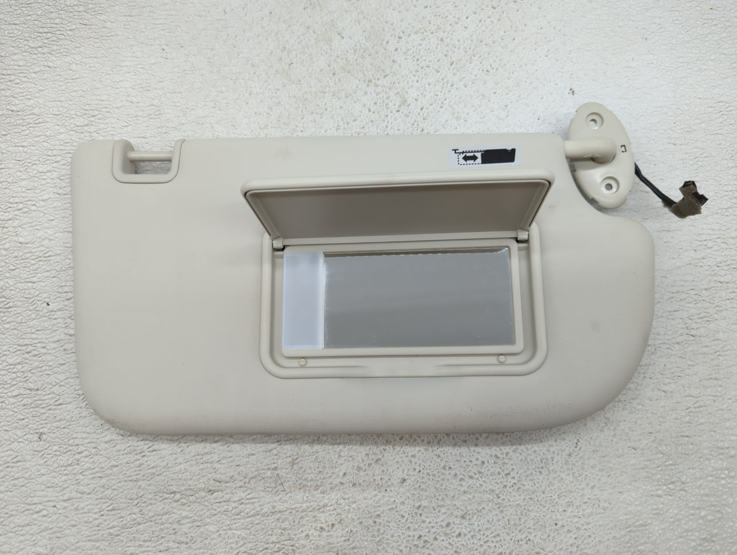 2013-2019 Ford Escape Sun Visor Shade Replacement Passenger Right Mirror Fits Fits 2013 2014 2015 2016 2017 2018 2019 OEM Us