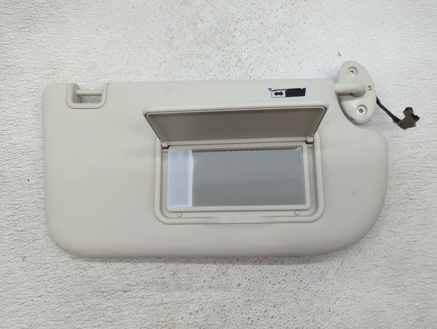 2013-2019 Ford Escape Sun Visor Shade Replacement Passenger Right Mirror Fits Fits 2013 2014 2015 2016 2017 2018 2019 OEM Us