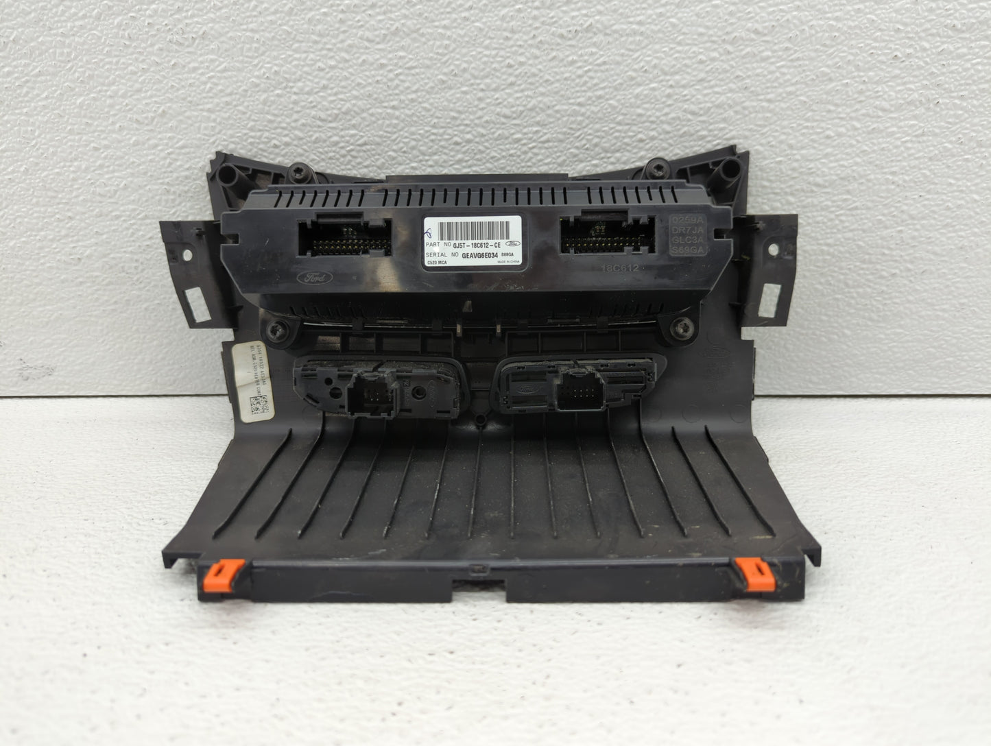 2017 Ford Escape Climate Control Module Temperature AC/Heater Replacement P/N:GJ5T-18C612-EA GJ5T-18C612-FA, GJ5T-18C612-CH 