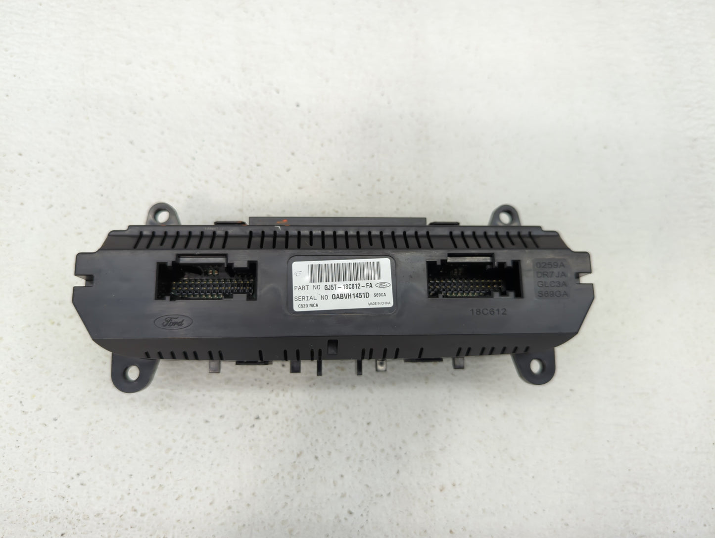 2017 Ford Escape Climate Control Module Temperature AC/Heater Replacement P/N:GJ5T-18C612-EA GJ5T-18C612-FA, GJ5T-18C612-CH 