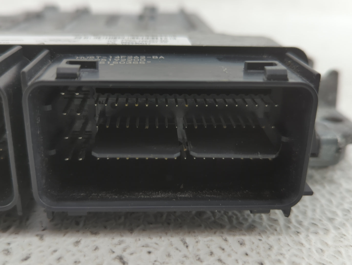 2017-2019 Ford Escape PCM Engine Control Computer ECU ECM PCU OEM P/N:HJ5A-12A650-MA FV6A-12B684-AB Fits Fits 2017 2018 2019