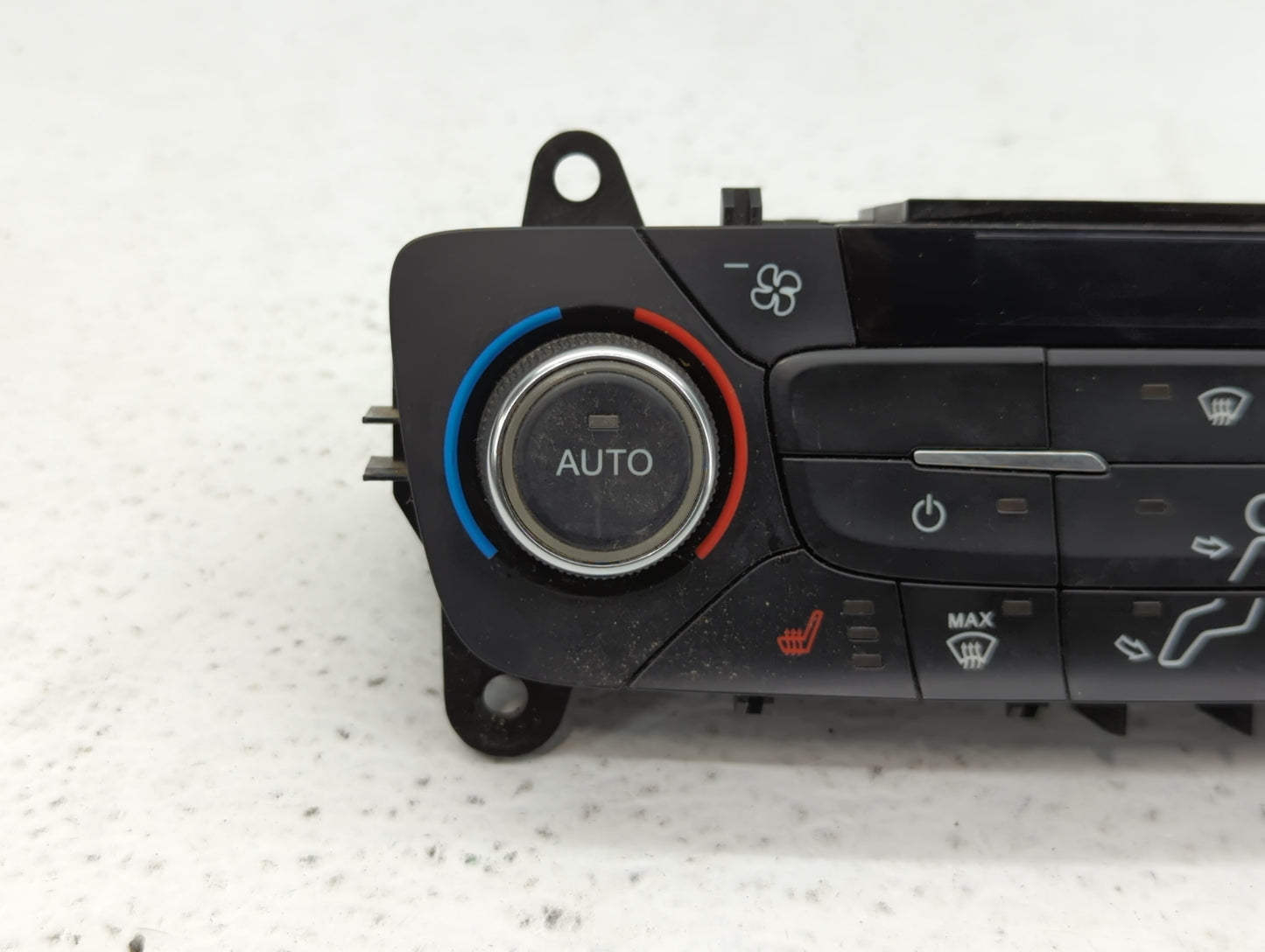 2017 Ford Escape Climate Control Module Temperature AC/Heater Replacement P/N:GJ5T-18C612-EA GJ5T-18C612-FA, GJ5T-18C612-CH 