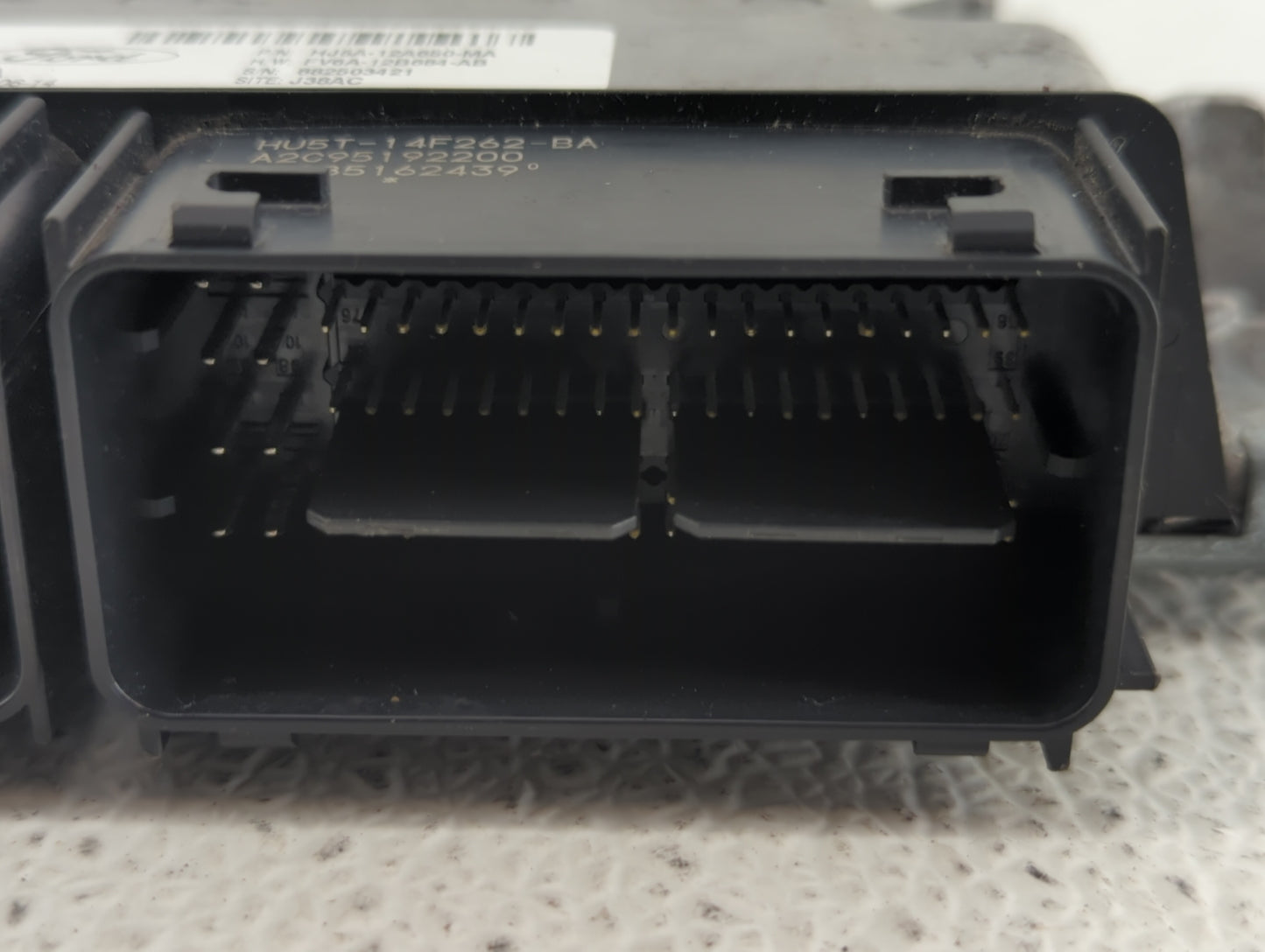 2017-2019 Ford Escape PCM Engine Control Computer ECU ECM PCU OEM P/N:HJ5A-12A650-MA FV6A-12B684-AB Fits Fits 2017 2018 2019