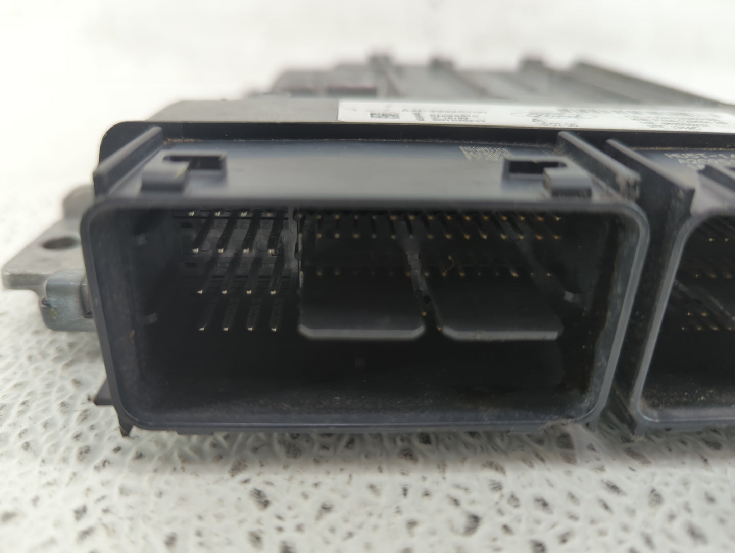 2017-2019 Ford Escape PCM Engine Control Computer ECU ECM PCU OEM P/N:HJ5A-12A650-MA FV6A-12B684-AB Fits Fits 2017 2018 2019