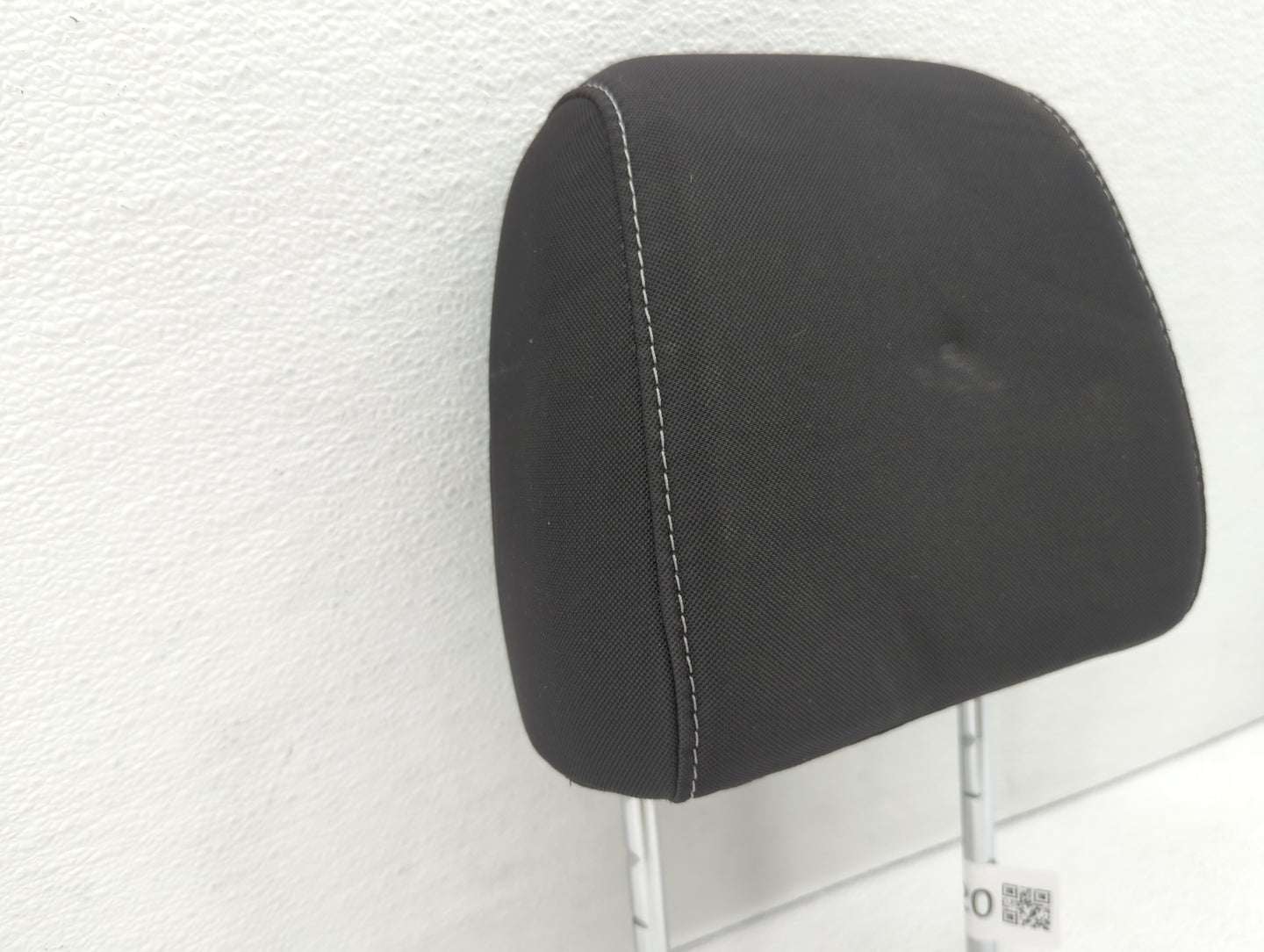 2016-2019 Ford Escape Headrest Head Rest Front Driver Passenger Seat - Oemusedautoparts1.com