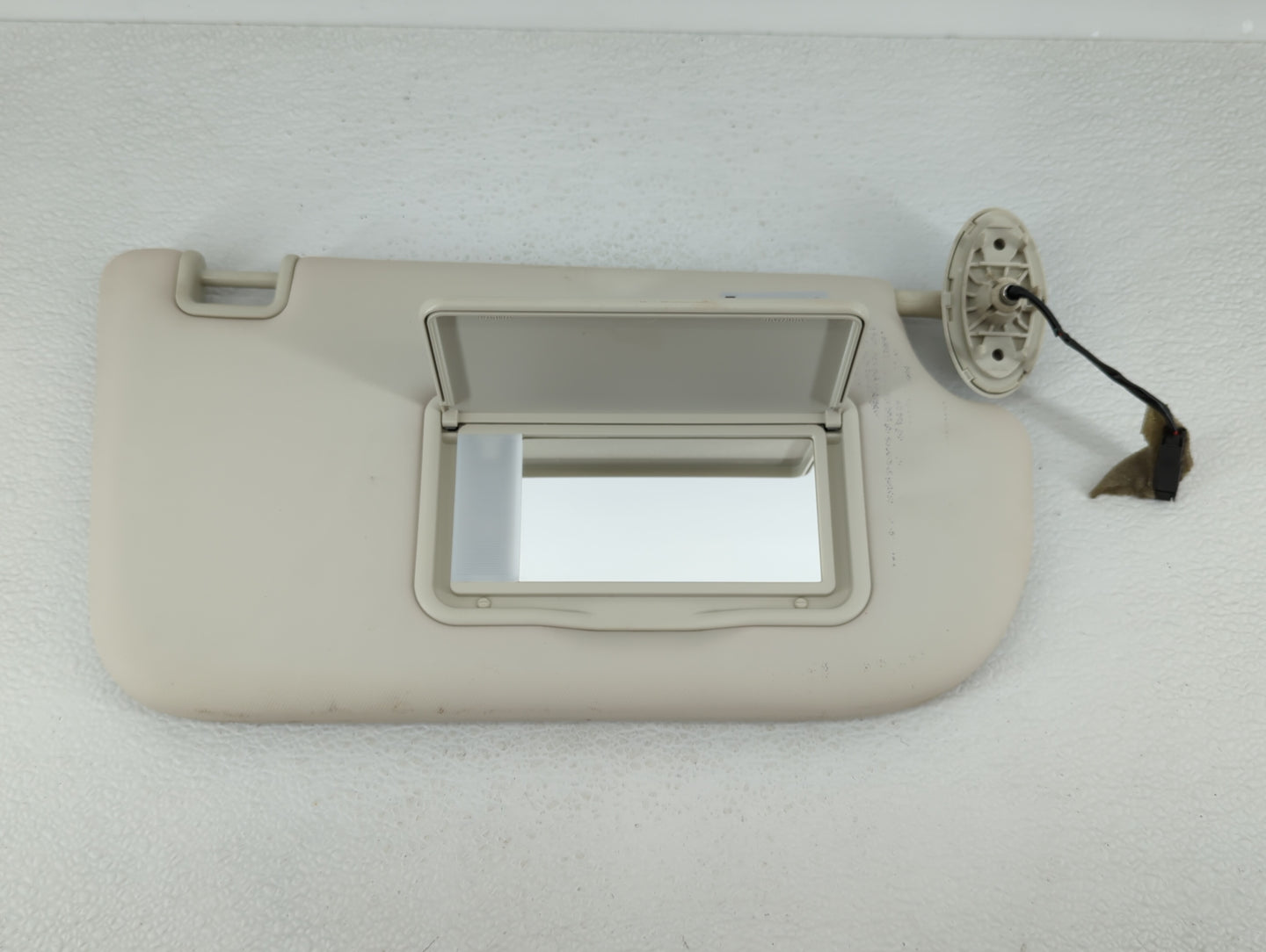 2013-2019 Ford Escape Sun Visor Shade Replacement Passenger Right Mirror Fits Fits 2013 2014 2015 2016 2017 2018 2019 OEM Us
