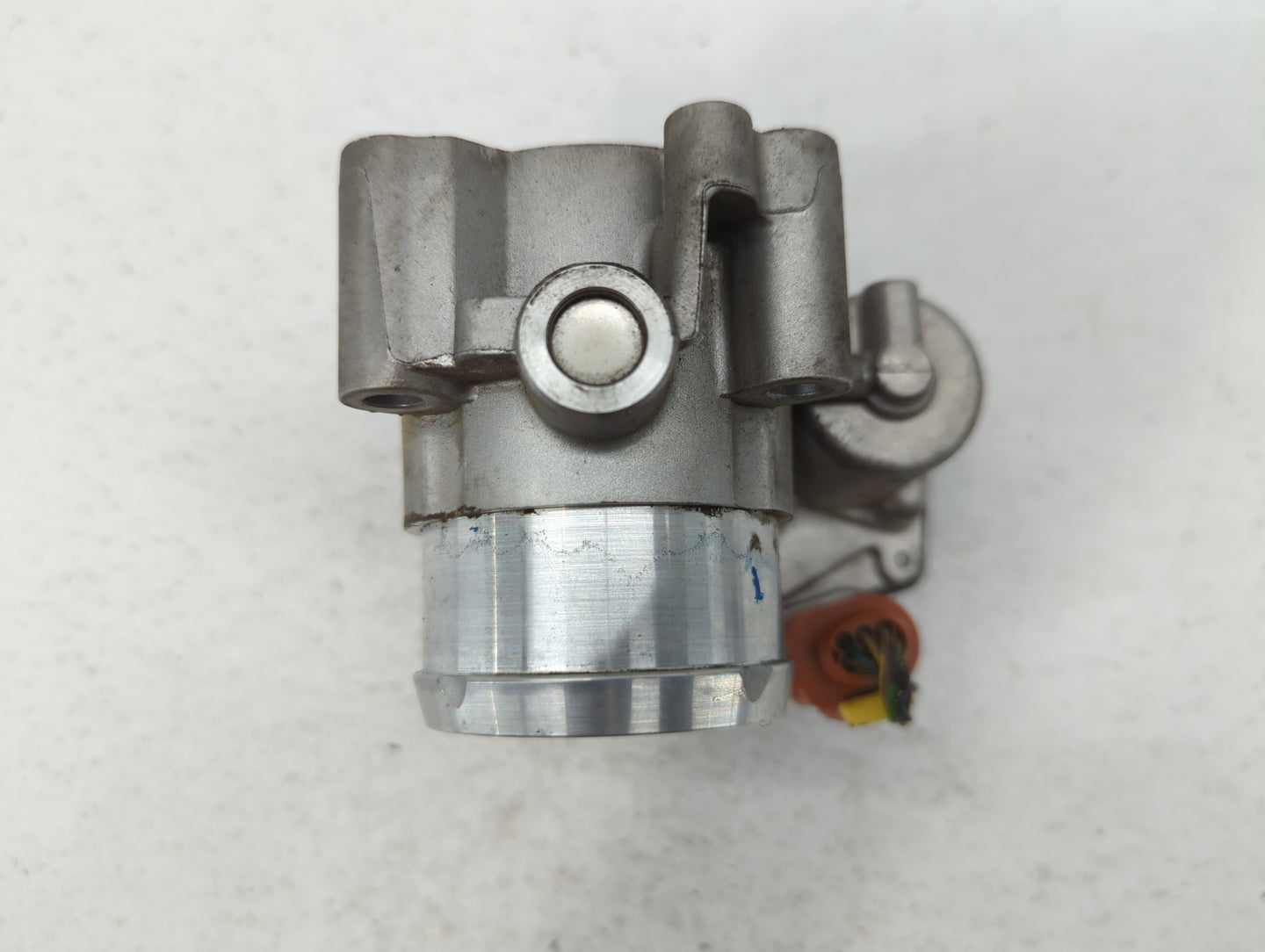 2017-2019 Ford Escape Throttle Body P/N:DS7G-9F991-BB Fits Fits 2014 2015 2016 2017 2018 2019 2020 OEM Used Auto Parts - Oem