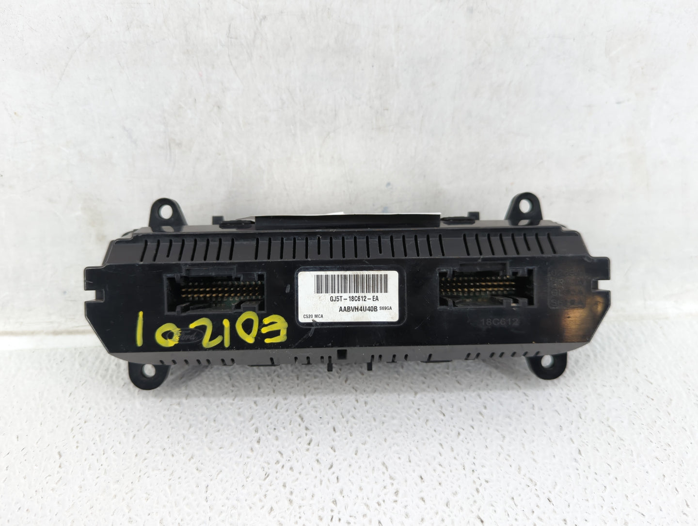 2017 Ford Escape Climate Control Module Temperature AC/Heater Replacement P/N:GJ5T-18C612-EA Fits OEM Used Auto Parts - Oemu