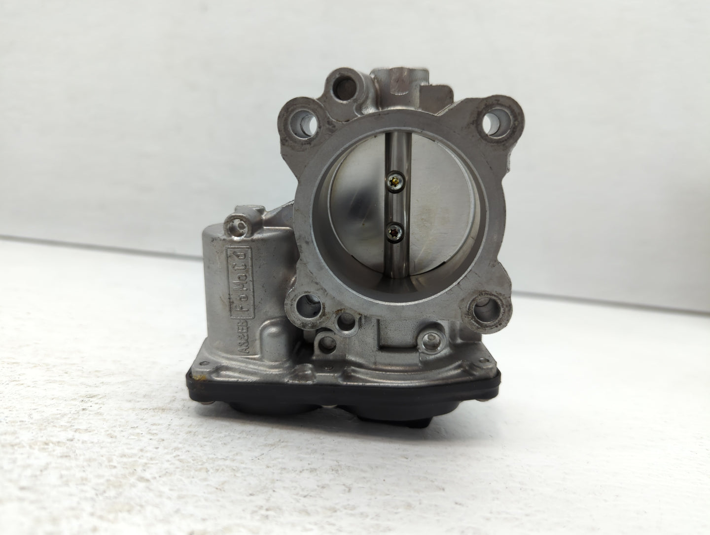 2017-2019 Ford Escape Throttle Body P/N:DS7G-9F991-BB Fits Fits 2014 2015 2016 2017 2018 2019 2020 OEM Used Auto Parts - Oem
