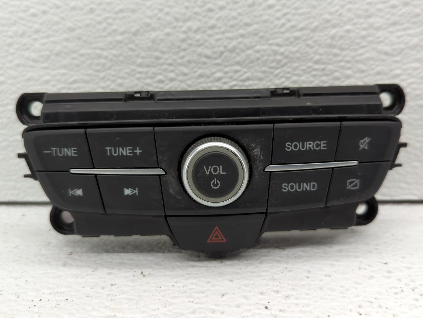 2017-2019 Ford Escape Radio Control Panel - Oemusedautoparts1.com
