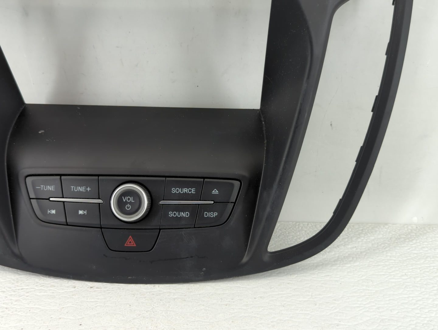 2017-2019 Ford Escape Radio Control Panel - Oemusedautoparts1.com
