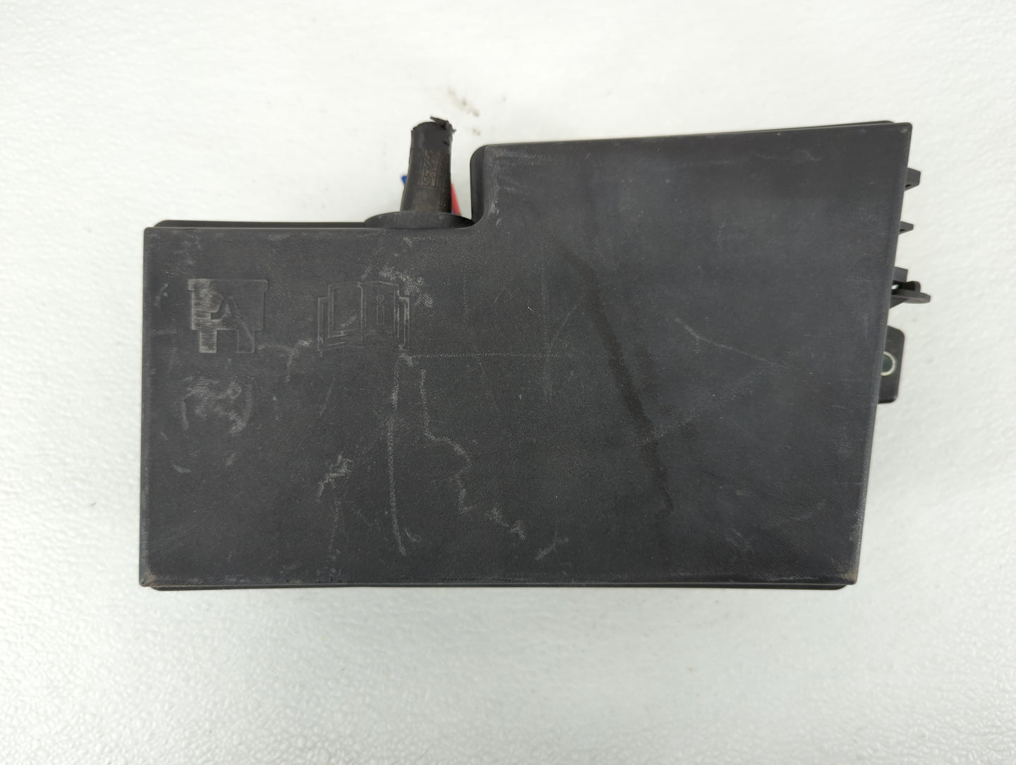 2017 Ford Escape Fusebox Fuse Box Panel Relay Module P/N:AV6T-14A067-AD AV6T-14A142-AB Fits OEM Used Auto Parts - Oemusedaut