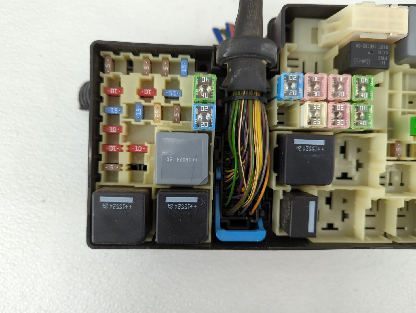 2017 Ford Escape Fusebox Fuse Box Panel Relay Module P/N:AV6T-14A067-AD AV6T-14A142-AB Fits OEM Used Auto Parts - Oemusedaut