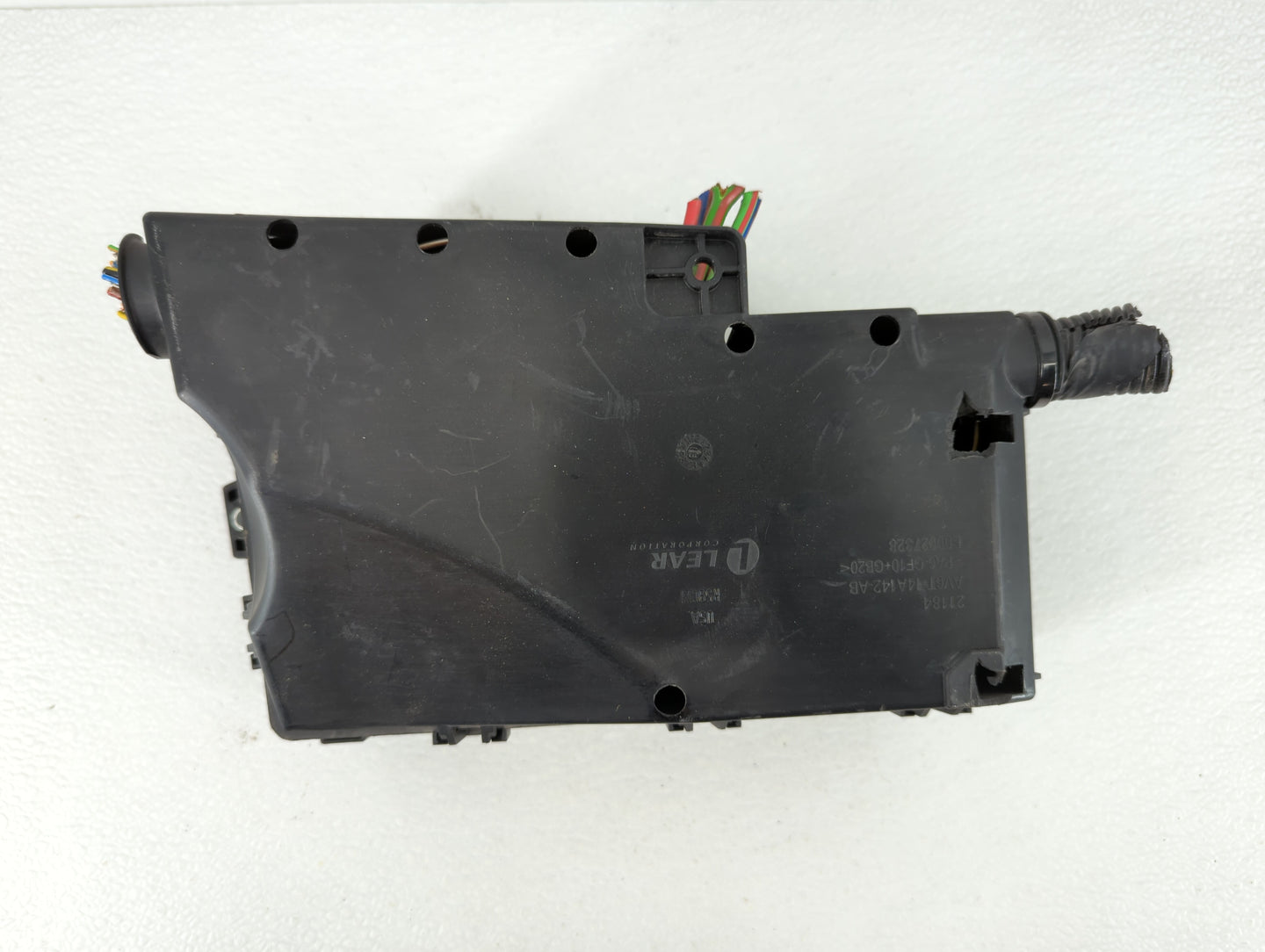 2017 Ford Escape Fusebox Fuse Box Panel Relay Module P/N:AV6T-14A067-AD AV6T-14A142-AB Fits OEM Used Auto Parts - Oemusedaut