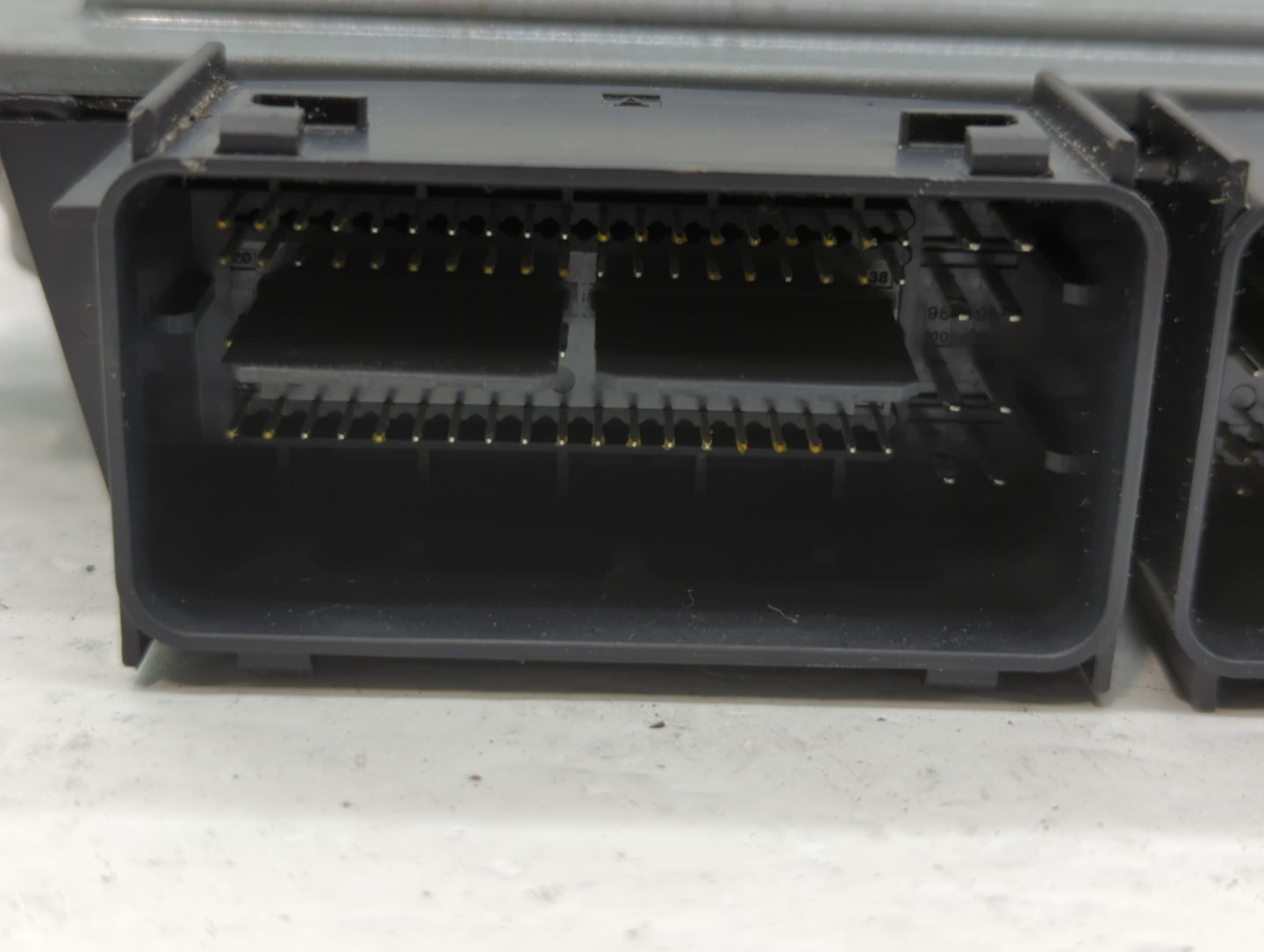 2017-2019 Ford Escape PCM Engine Control Computer ECU ECM PCU OEM P/N:HJ5A-12A650-MA Fits Fits 2017 2018 2019 OEM Used Auto 