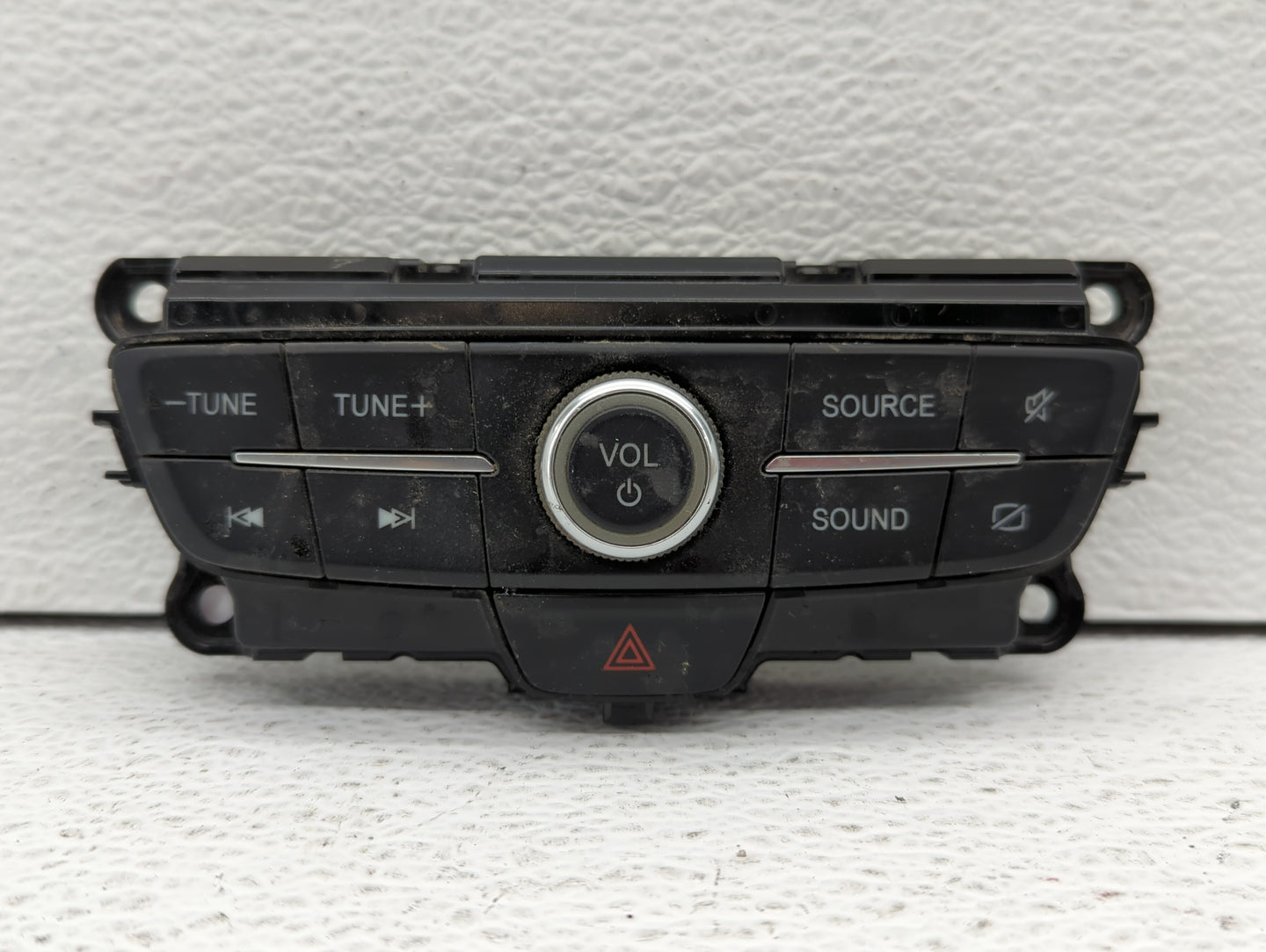 2017-2019 Ford Escape Radio Control Panel - Oemusedautoparts1.com