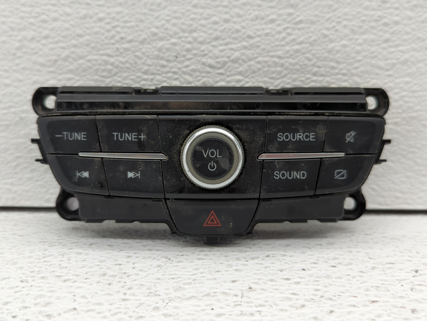 2017-2019 Ford Escape Radio Control Panel - Oemusedautoparts1.com