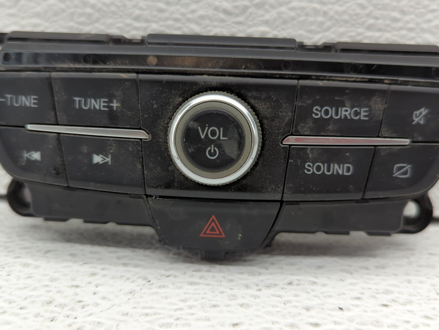 2017-2019 Ford Escape Radio Control Panel - Oemusedautoparts1.com