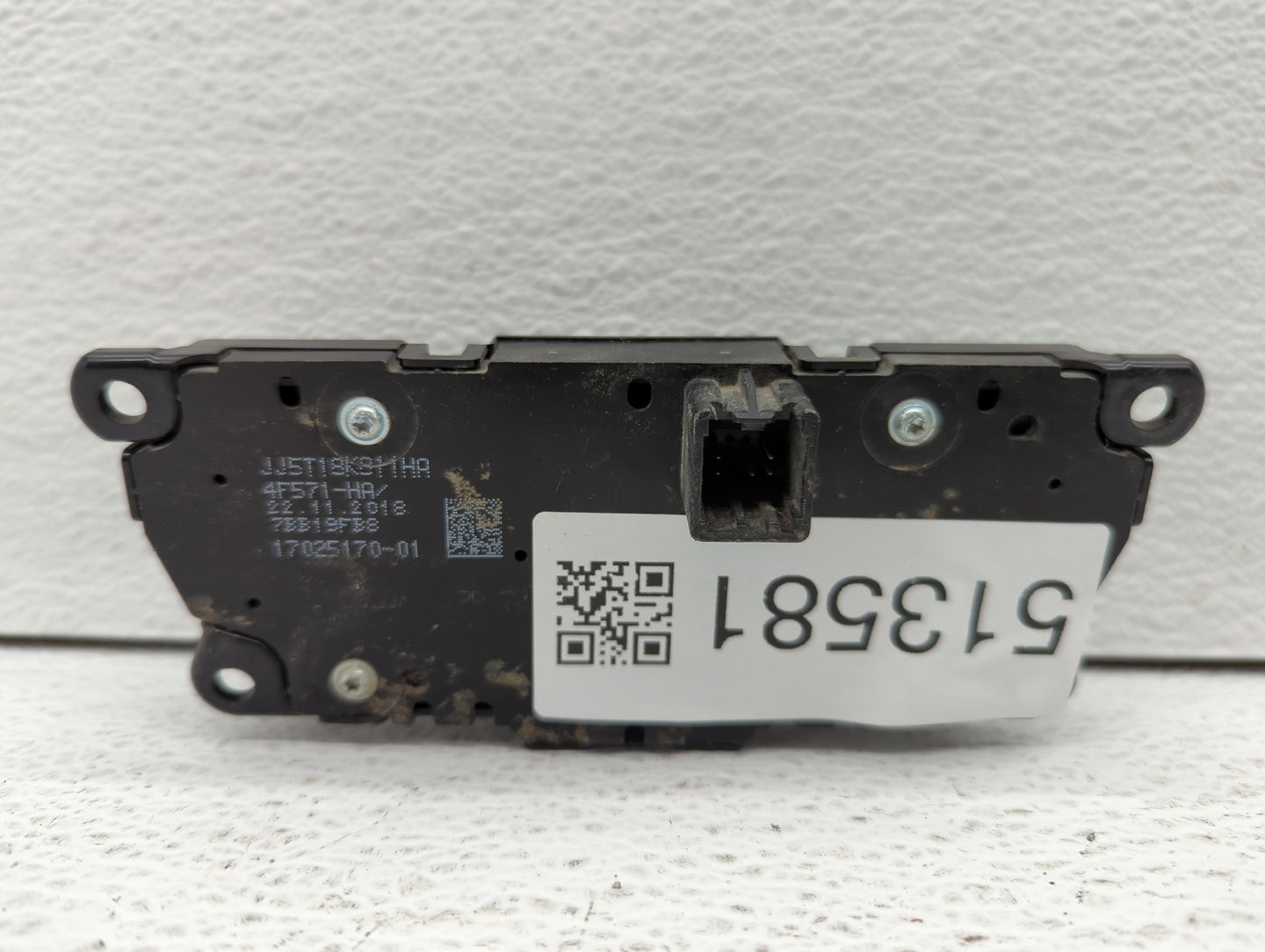 2017-2019 Ford Escape Radio Control Panel - Oemusedautoparts1.com