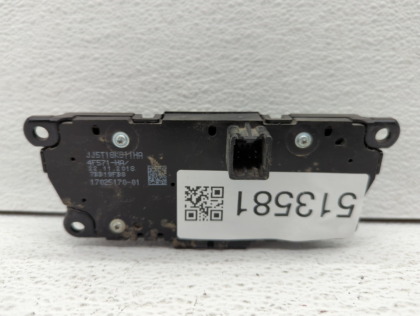 2017-2019 Ford Escape Radio Control Panel - Oemusedautoparts1.com