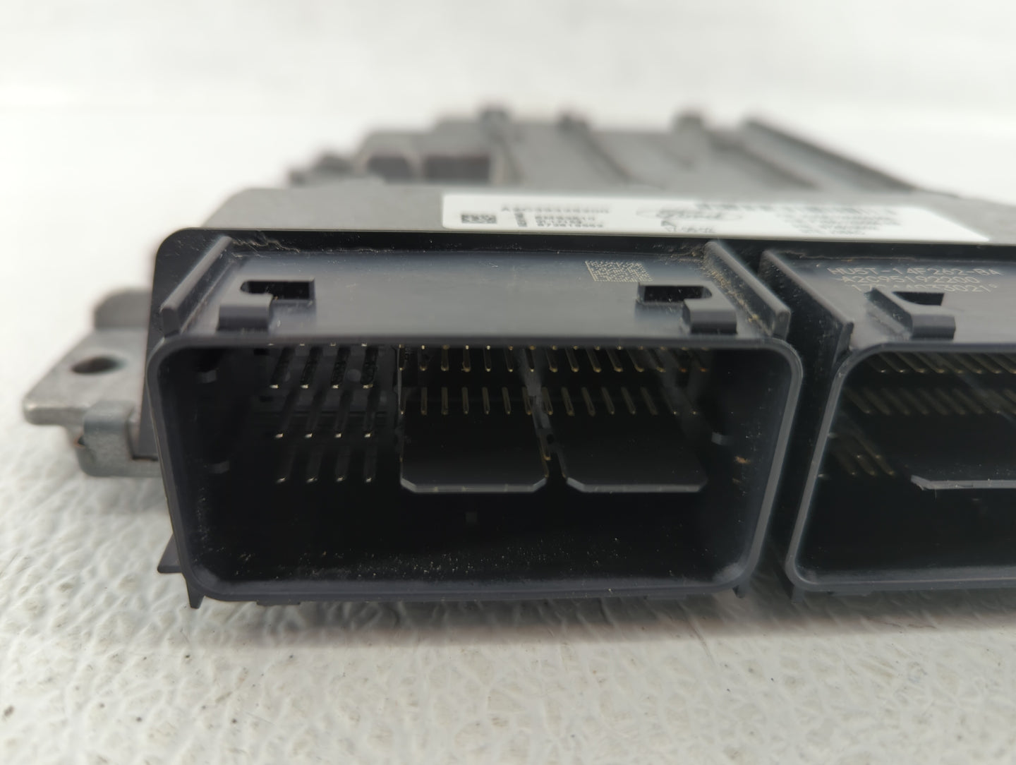 2017-2019 Ford Escape PCM Engine Control Computer ECU ECM PCU OEM P/N:FV6A-12B684-AB HJ5A-12A650-MA Fits Fits 2017 2018 2019