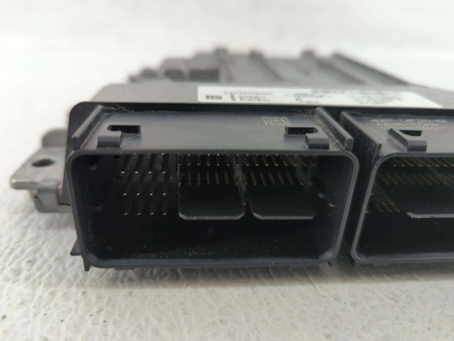 2017-2019 Ford Escape PCM Engine Control Computer ECU ECM PCU OEM P/N:FV6A-12B684-AB HJ5A-12A650-MA Fits Fits 2017 2018 2019