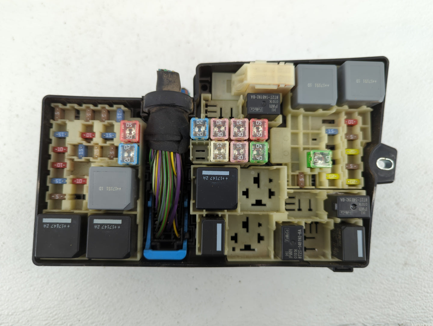 2017 Ford Escape Fusebox Fuse Box Panel Relay Module P/N:AV6T-14A067-AD Fits OEM Used Auto Parts - Oemusedautoparts1.com