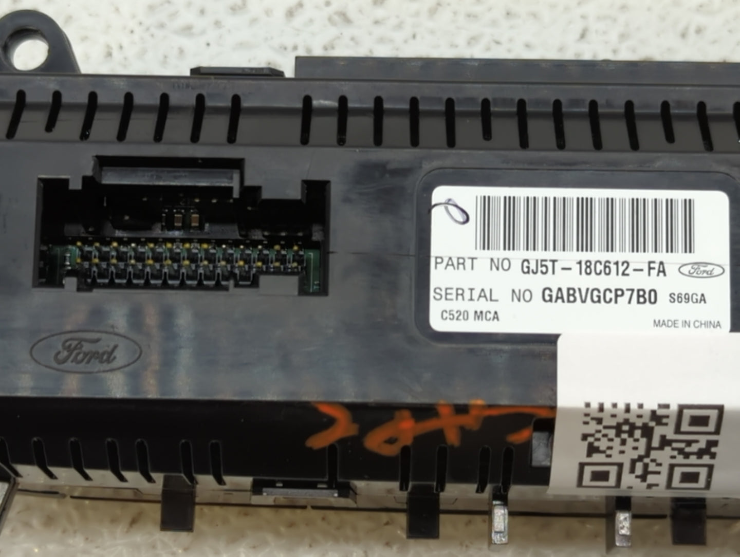 2017 Ford Escape Climate Control Module Temperature AC/Heater Replacement P/N:GJ5T-18C612-EA GJ5T-18C612-FA, GJ5T-18C612-CH 