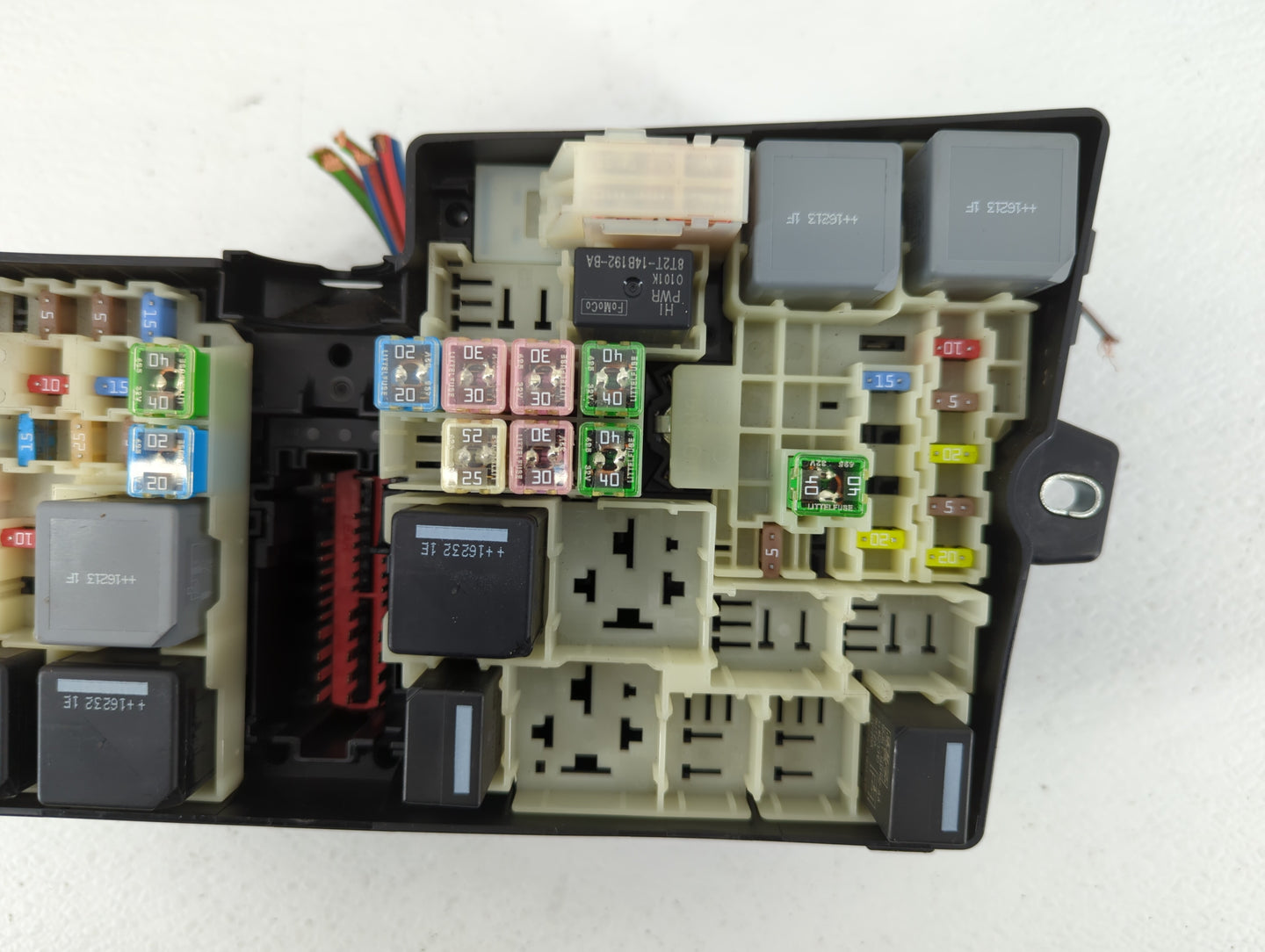 2017 Ford Escape Fusebox Fuse Box Panel Relay Module P/N:AV6T-14A067-AD AV6T-14A142-AB Fits OEM Used Auto Parts - Oemusedaut