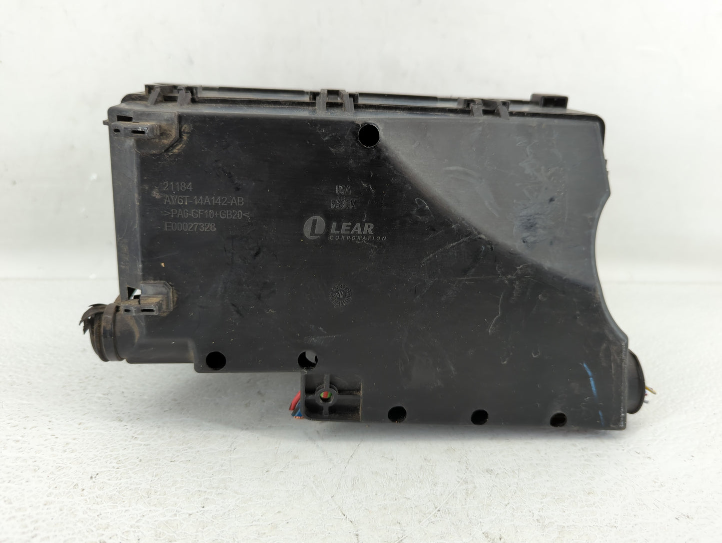 2017 Ford Escape Fusebox Fuse Box Panel Relay Module P/N:AV6T-14A142-AB AV6T-14A067-AD Fits OEM Used Auto Parts - Oemusedaut