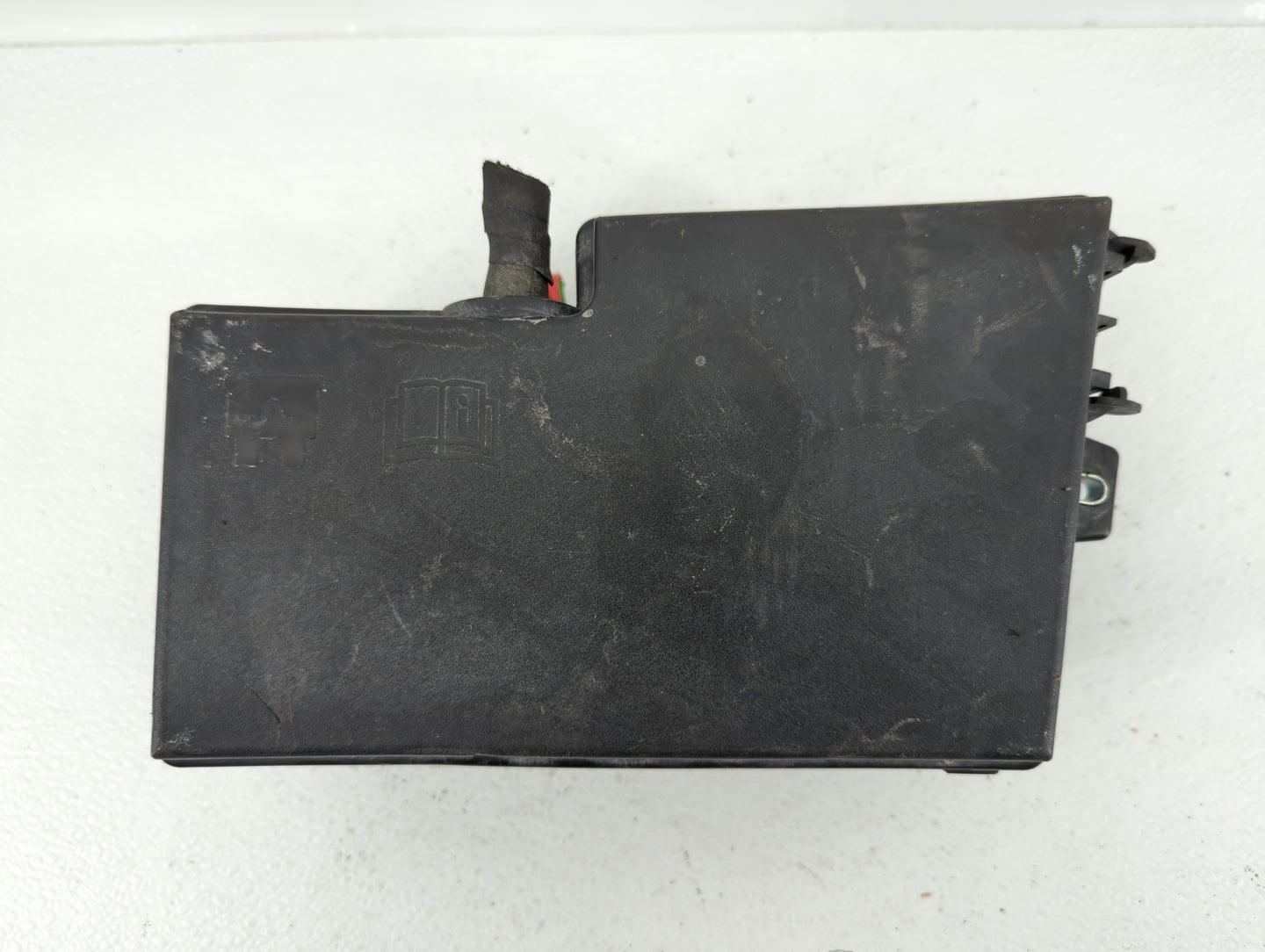 2017 Ford Escape Fusebox Fuse Box Panel Relay Module P/N:AV6T-14A142-AB AV6T-14A067-AD Fits OEM Used Auto Parts - Oemusedaut