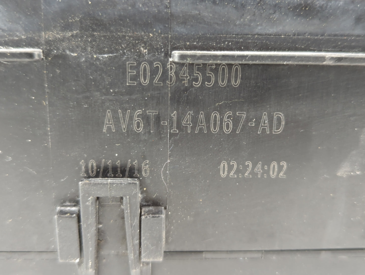 2017 Ford Escape Fusebox Fuse Box Panel Relay Module P/N:AV6T-14A142-AB AV6T-14A067-AD Fits OEM Used Auto Parts - Oemusedaut